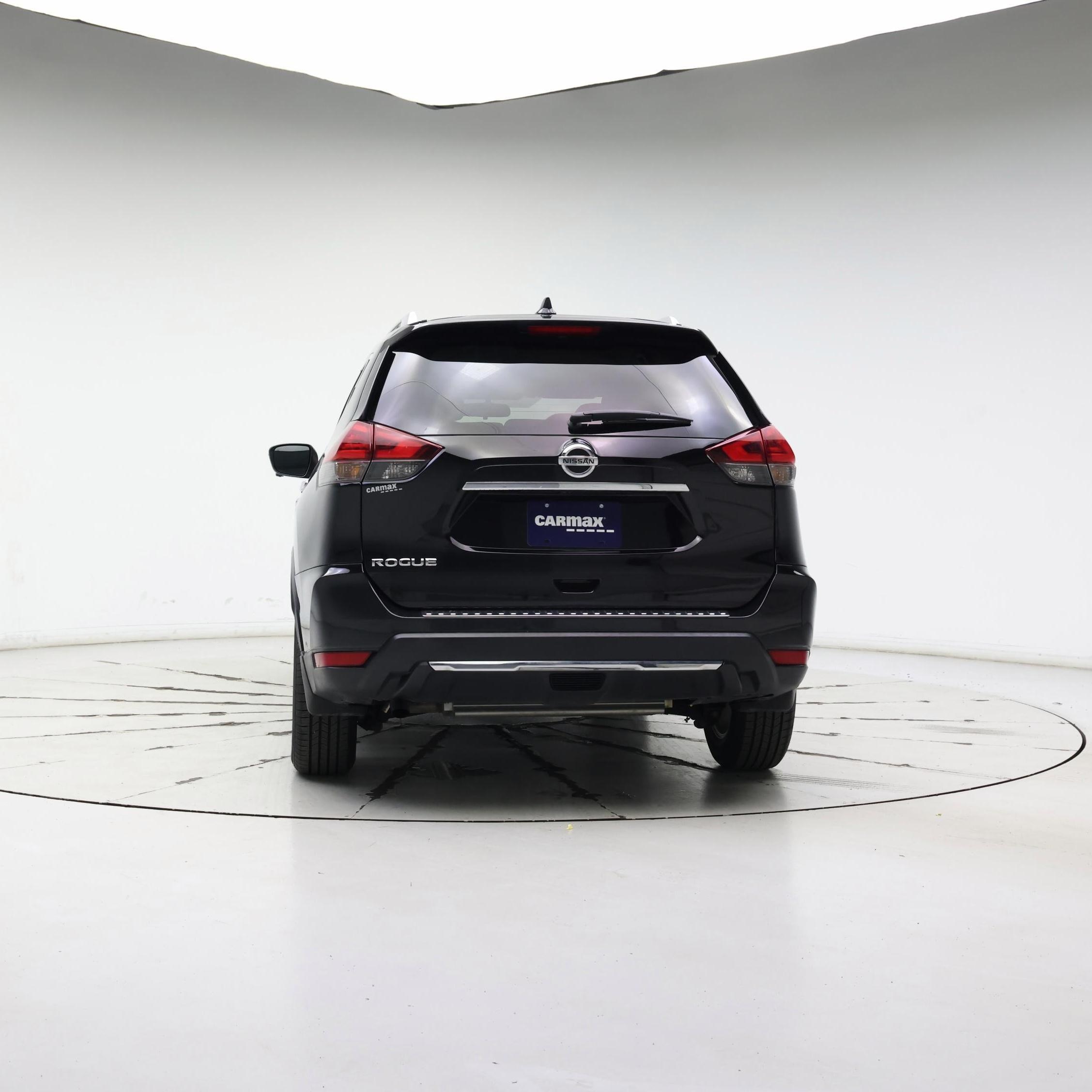 Thumbnail: 2017 Nissan Rogue - 6