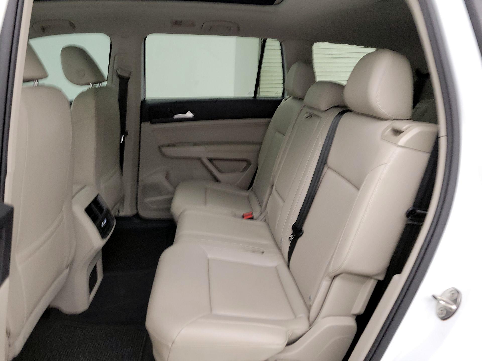 Thumbnail: 2021 Volkswagen Atlas - 20