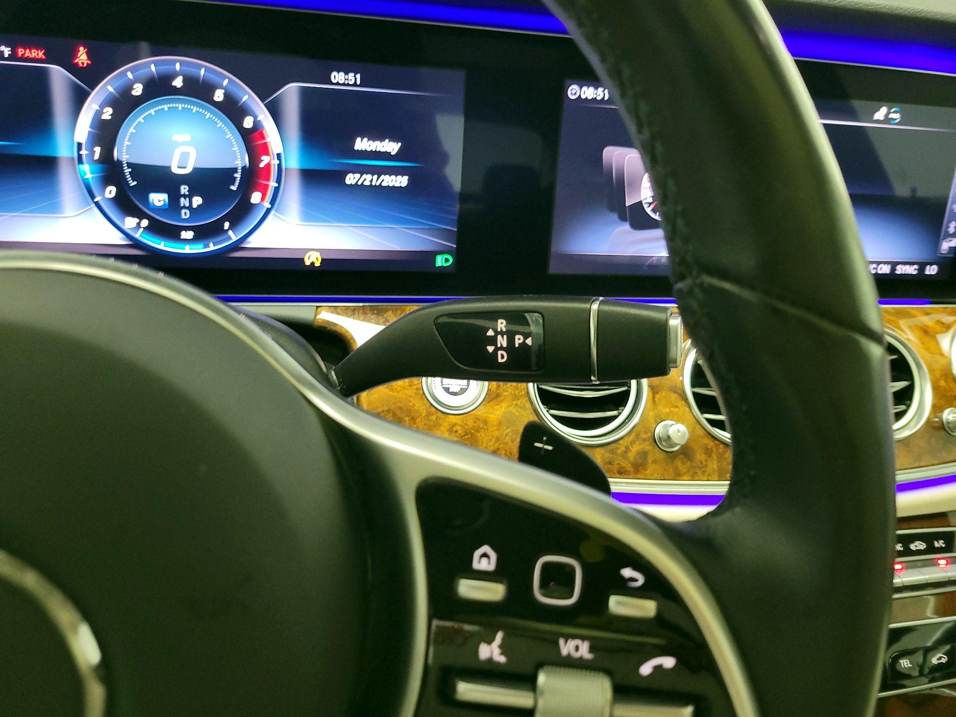 Thumbnail: 2020 Mercedes-Benz E-Class - 18