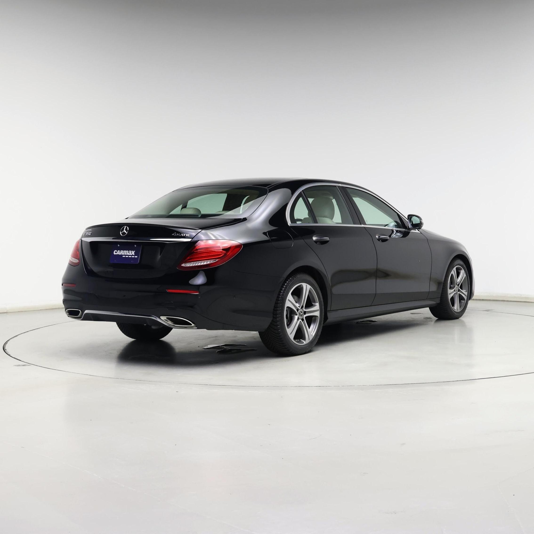 Thumbnail: 2020 Mercedes-Benz E-Class - 8