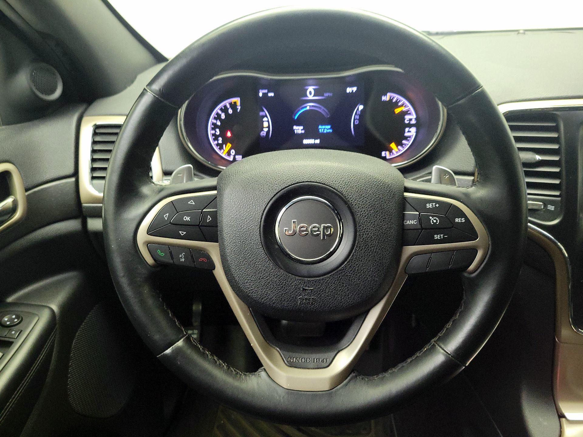 Thumbnail: 2017 Jeep Grand Cherokee - 10