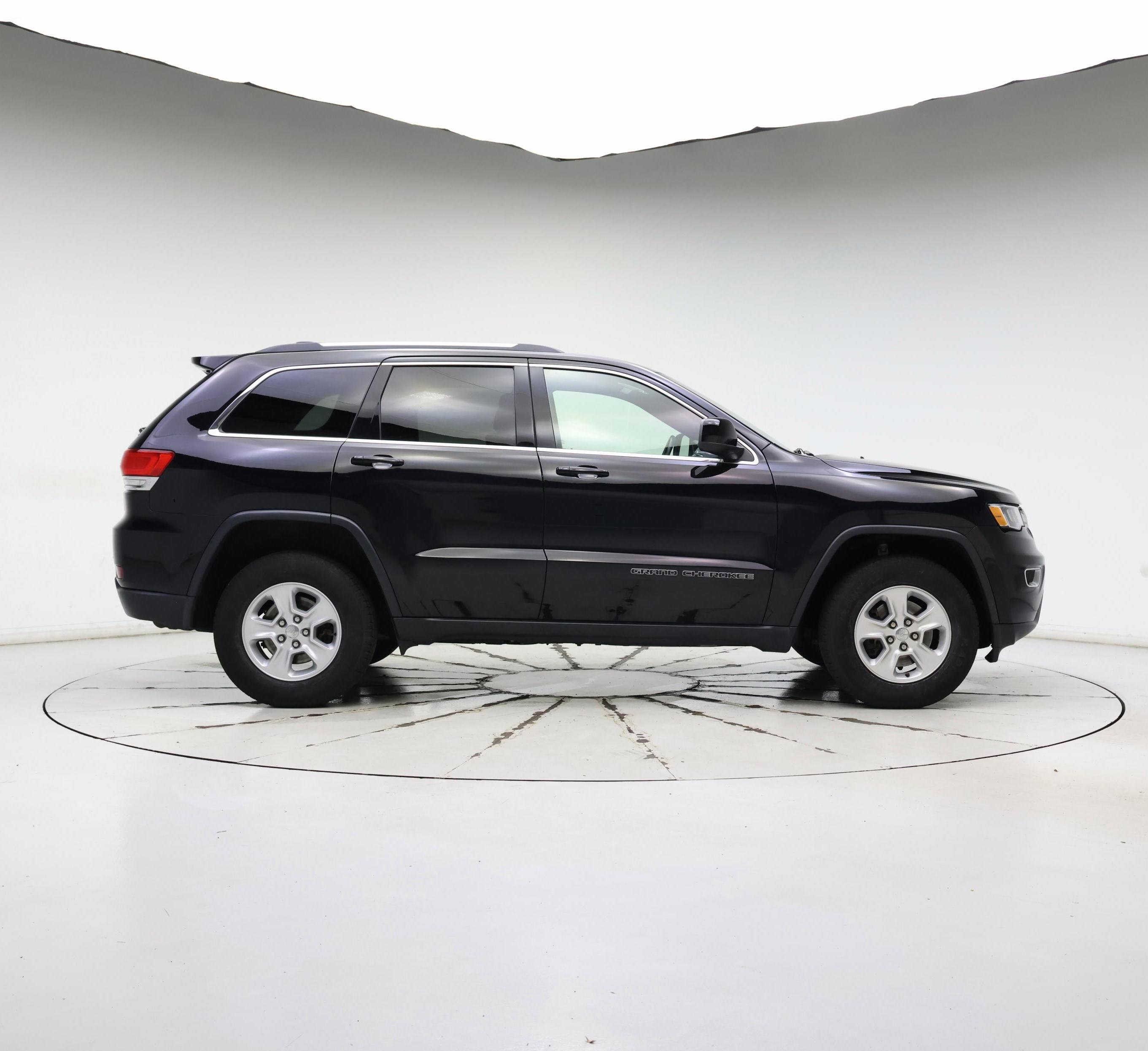 Thumbnail: 2017 Jeep Grand Cherokee - 7