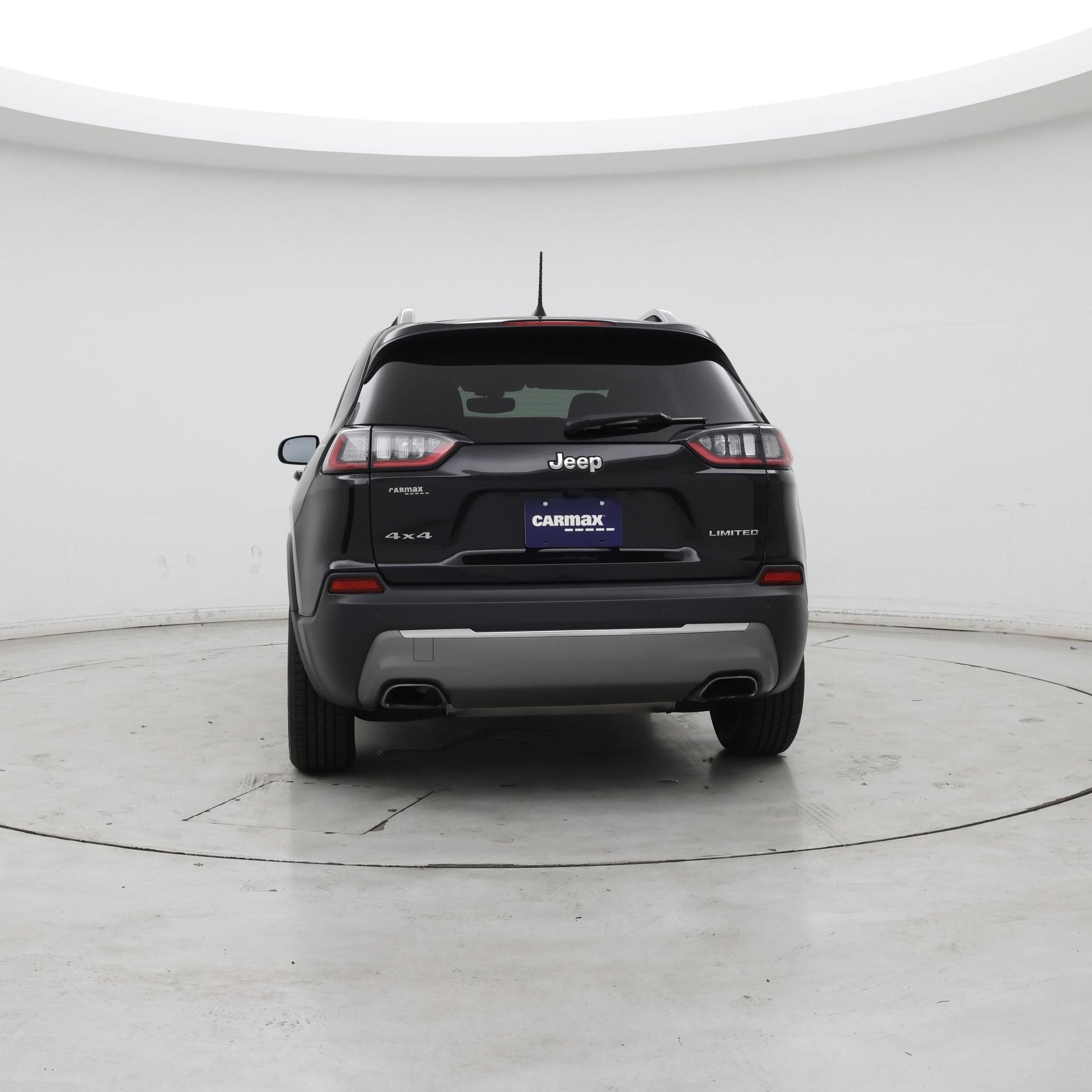 Thumbnail: 2019 Jeep Cherokee - 6