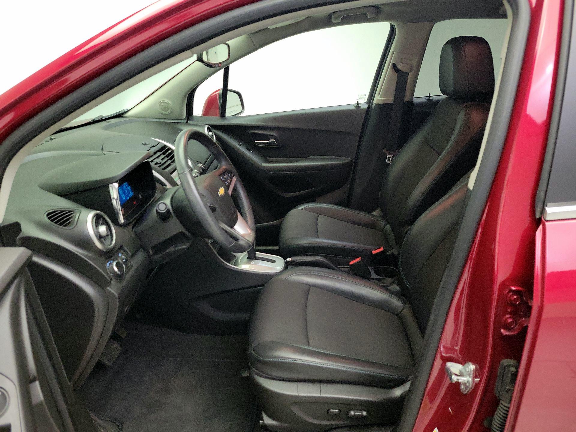 Thumbnail: 2015 Chevrolet Trax - 11
