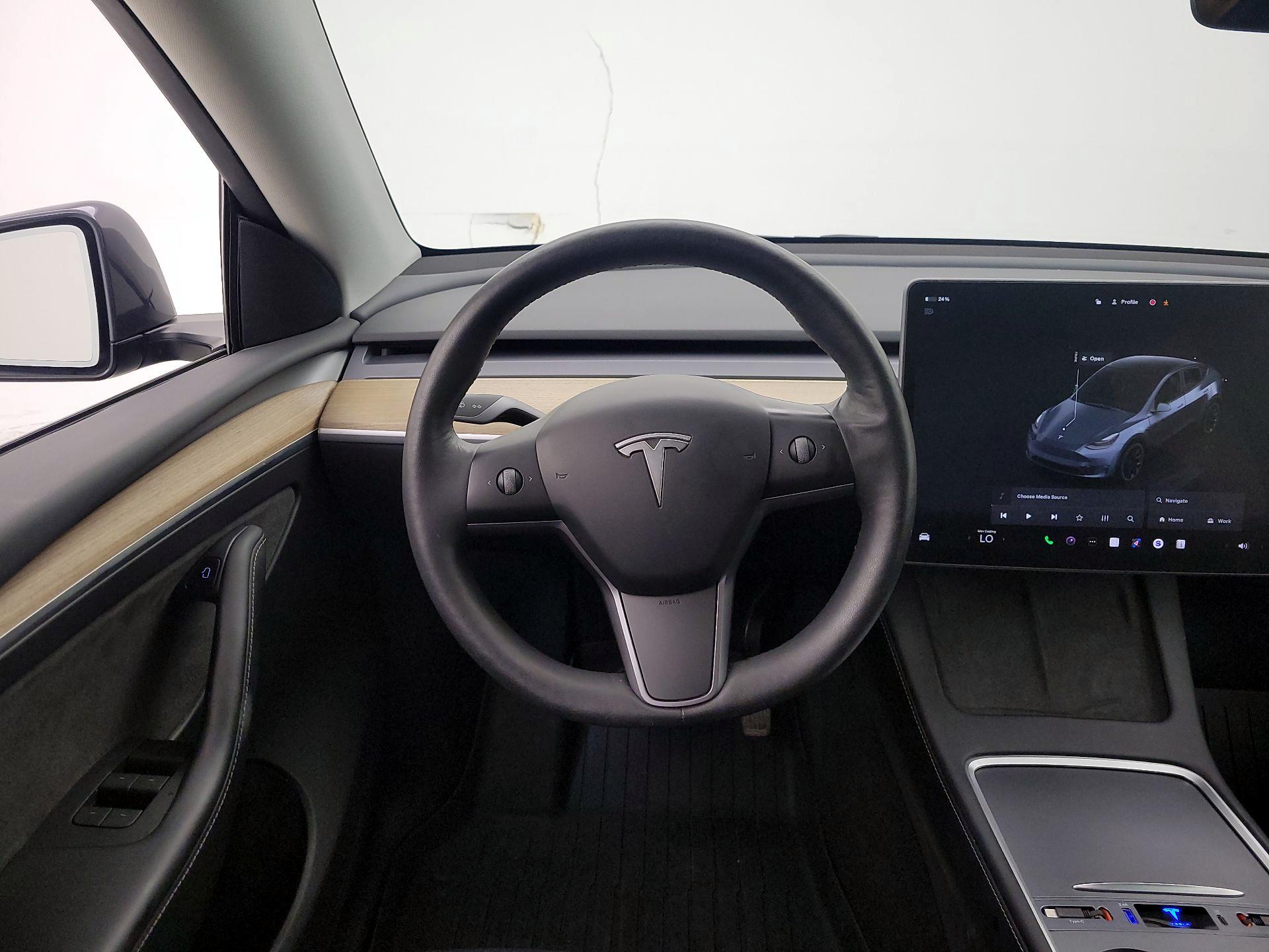 Thumbnail: 2022 Tesla Model Y - 10