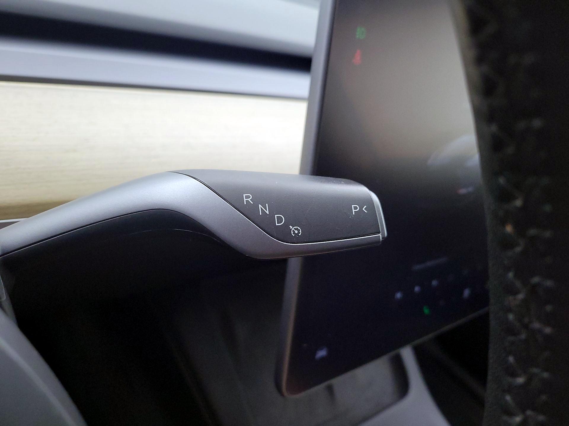 Thumbnail: 2022 Tesla Model Y - 17
