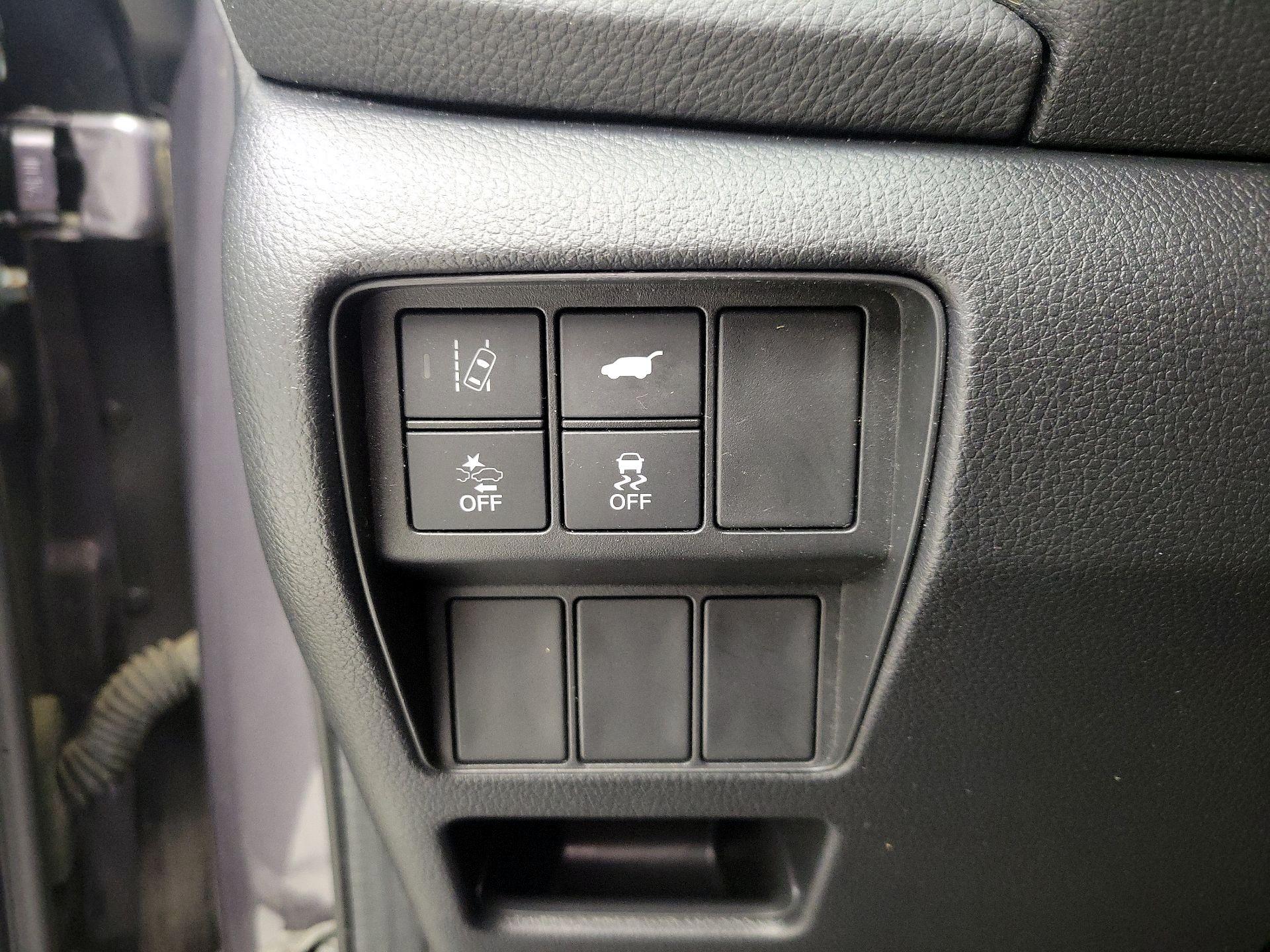 Thumbnail: 2017 Honda CR-V - 13