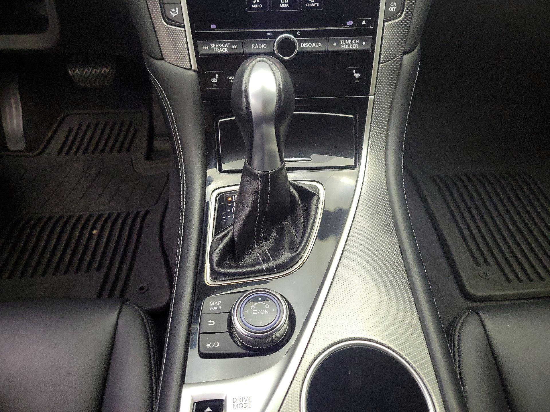 Thumbnail: 2014 INFINITI Q50 - 18