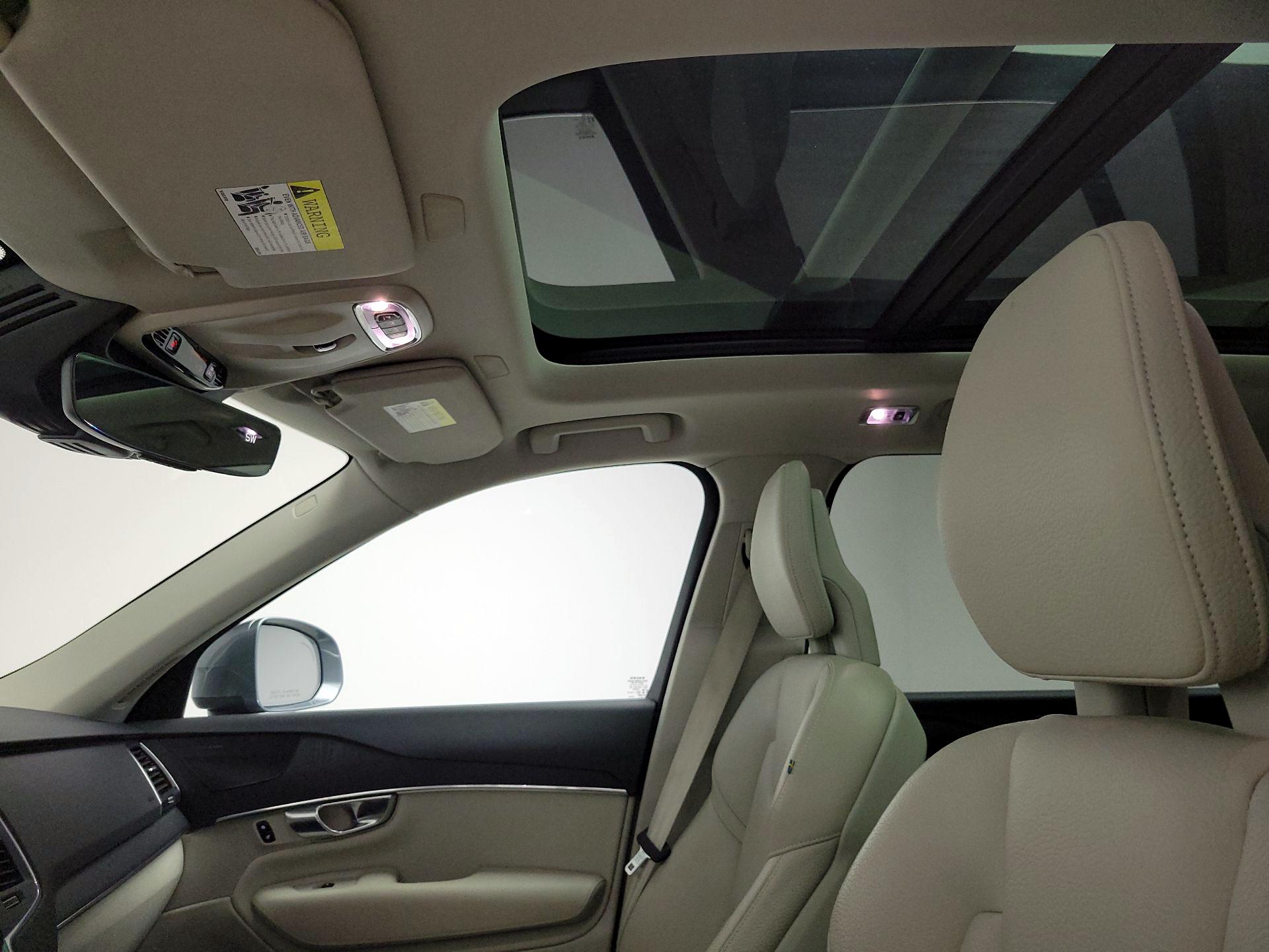 Thumbnail: 2020 Volvo XC90 - 20