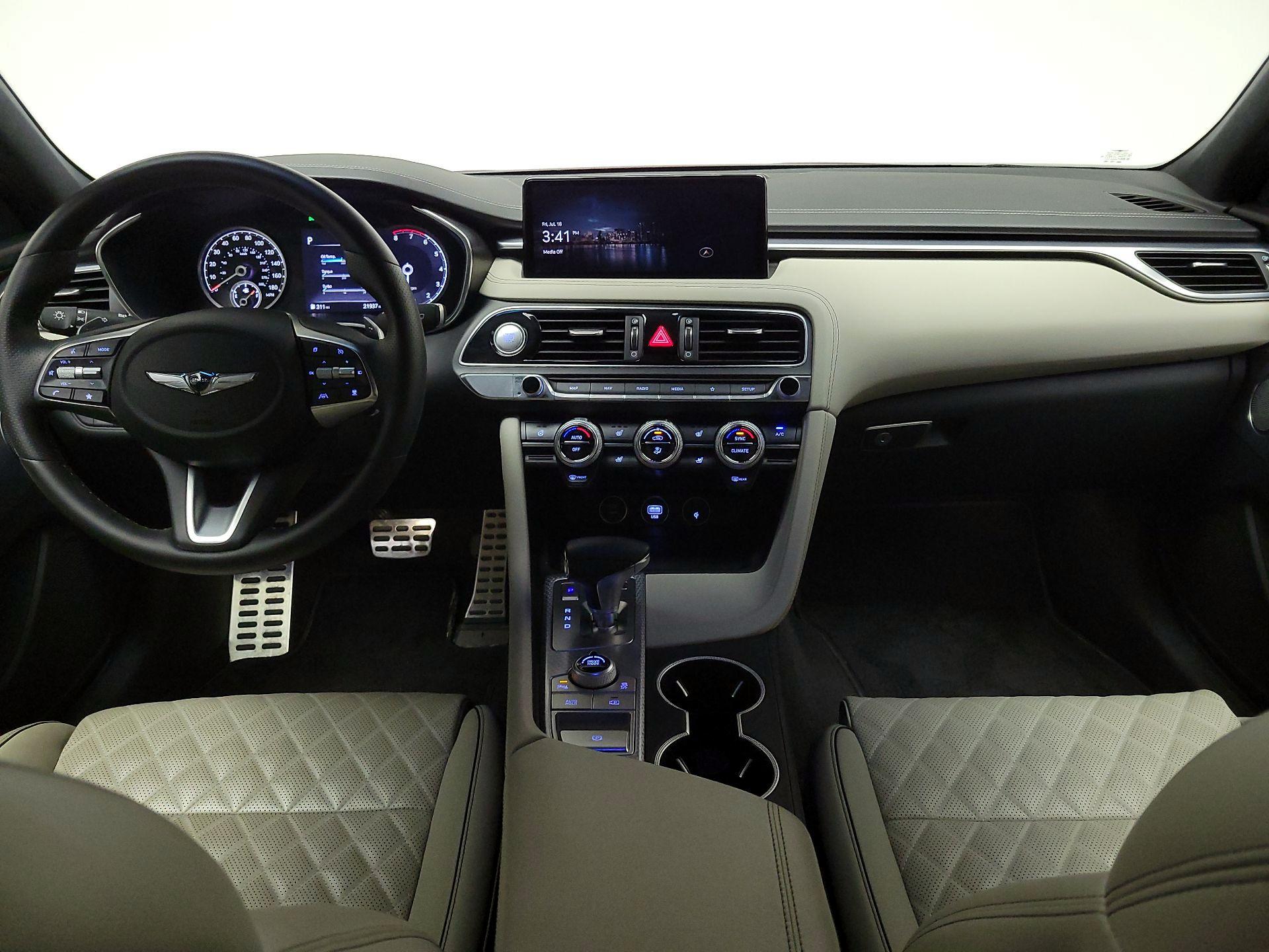 Thumbnail: 2022 Genesis G70 - 9