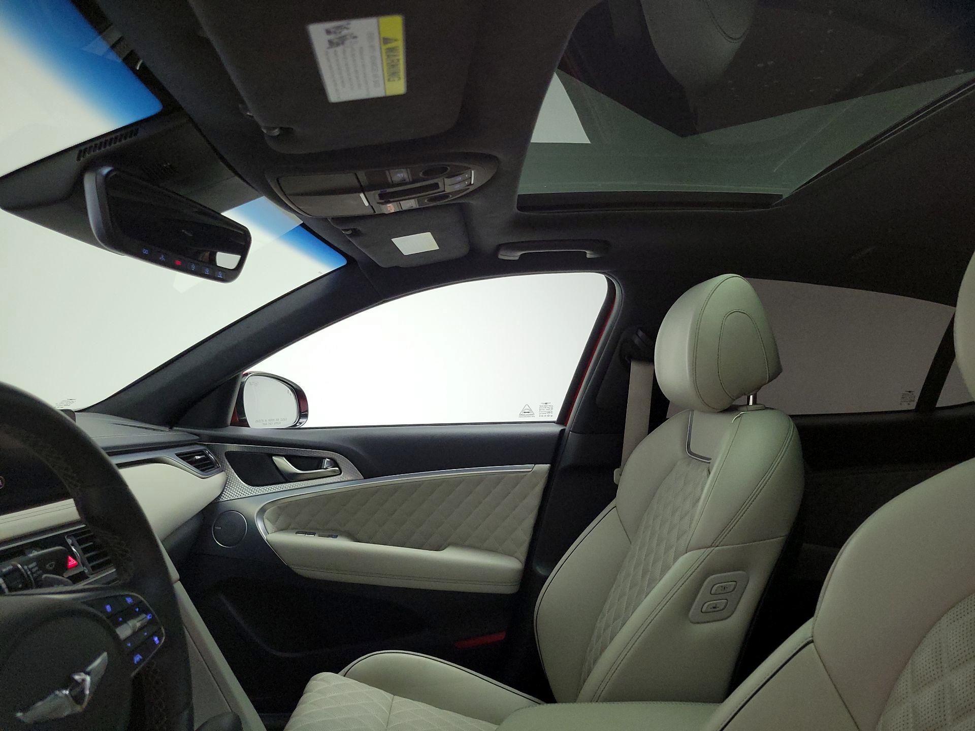 Thumbnail: 2022 Genesis G70 - 20