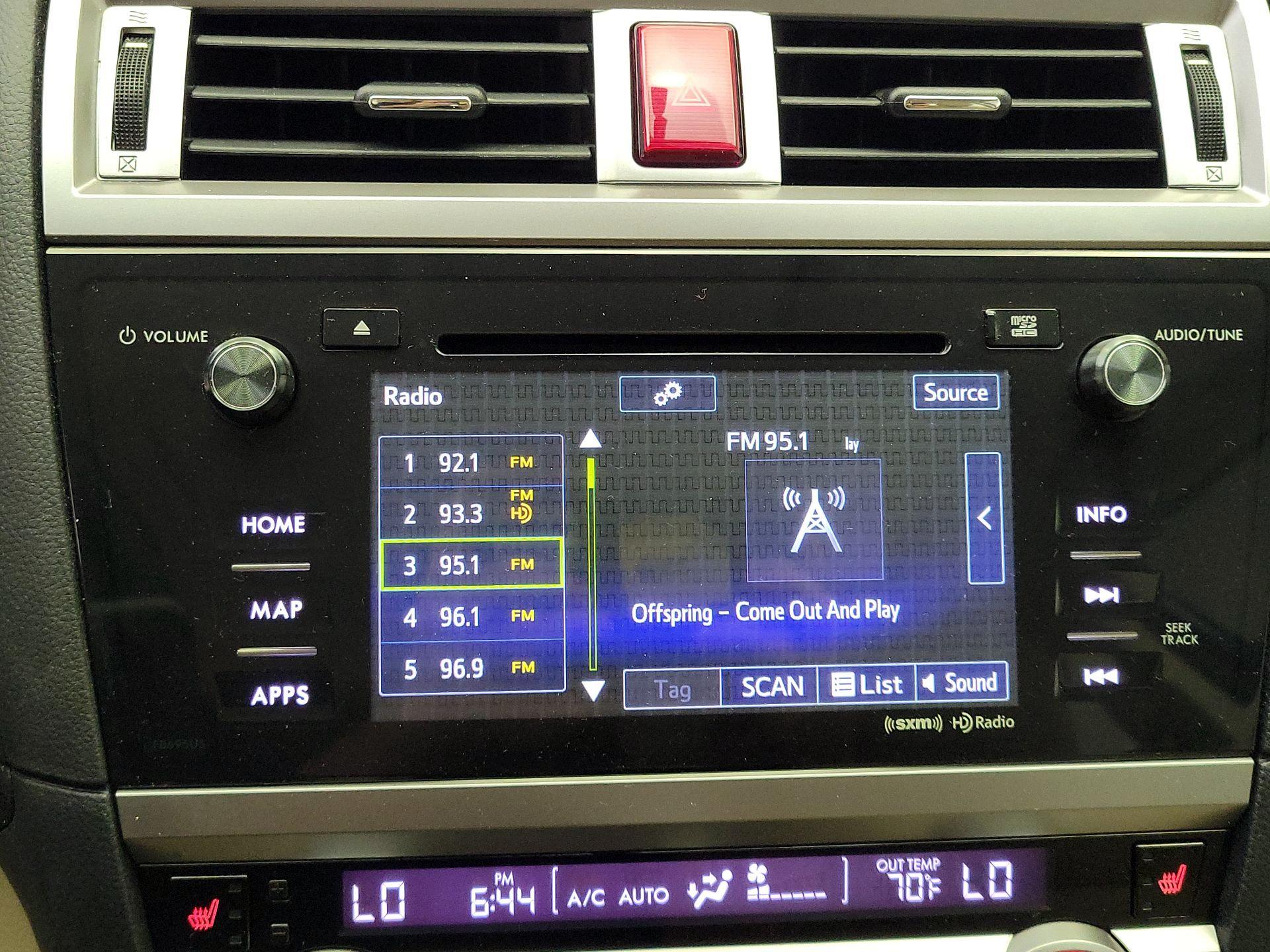 Thumbnail: 2016 Subaru Legacy - 16