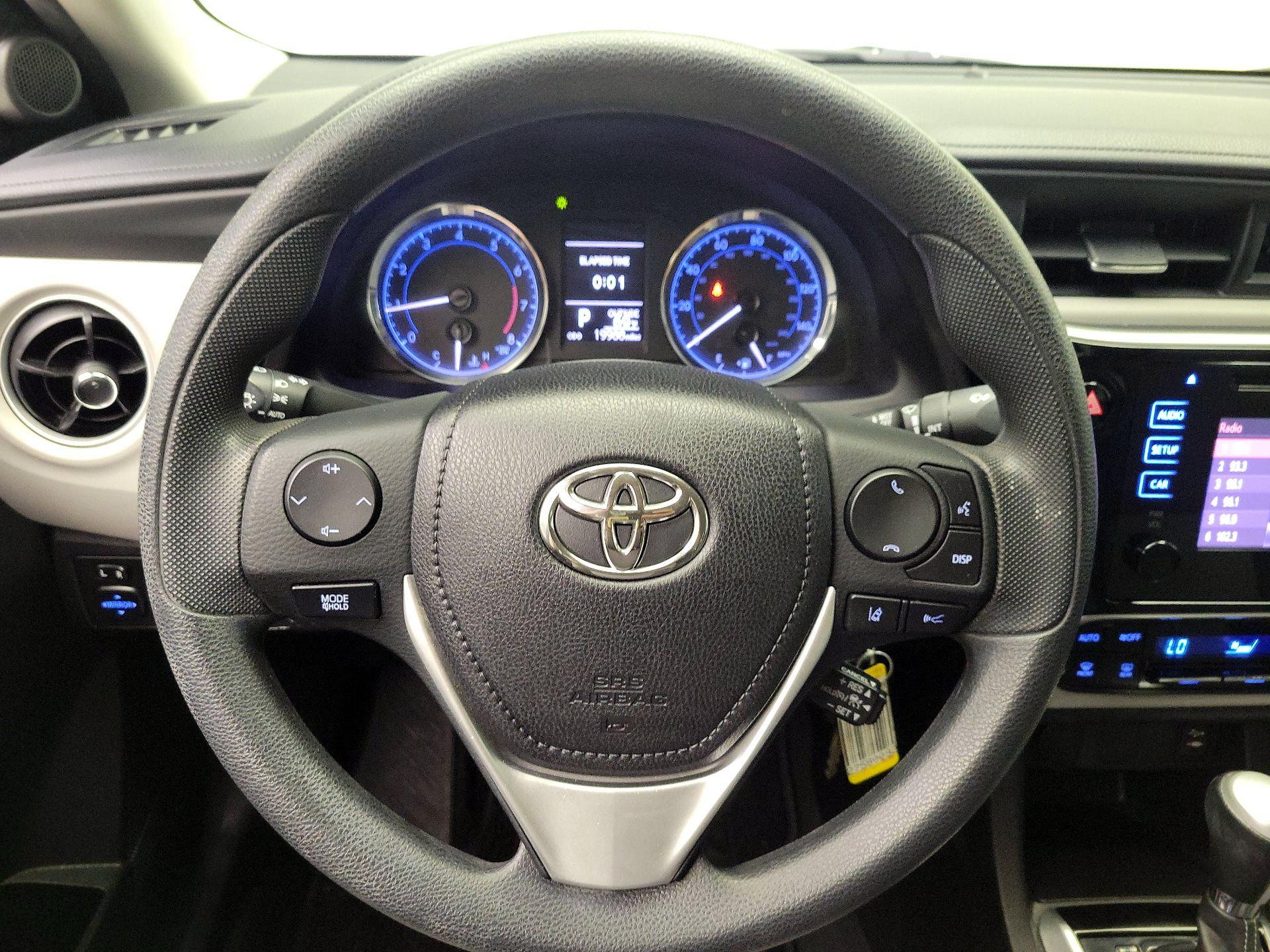 Thumbnail: 2017 Toyota Corolla - 10