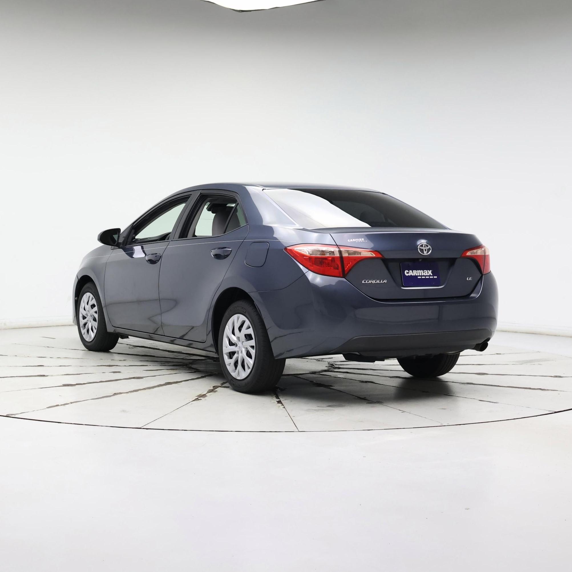 Thumbnail: 2017 Toyota Corolla - 2