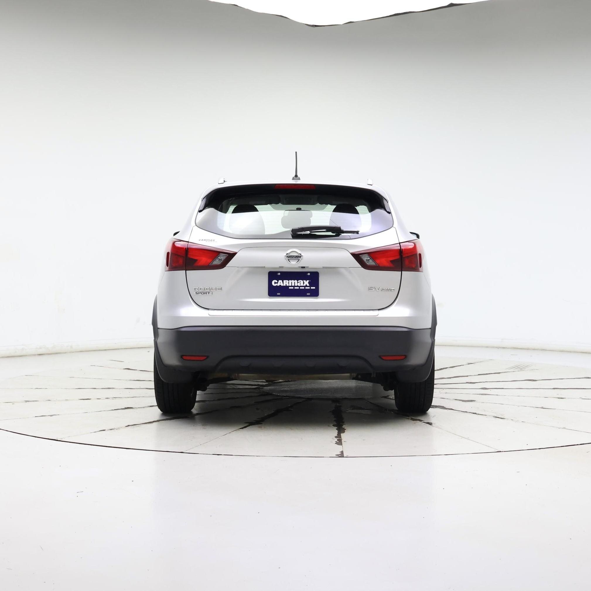 Thumbnail: 2017 Nissan Rogue Sport - 6