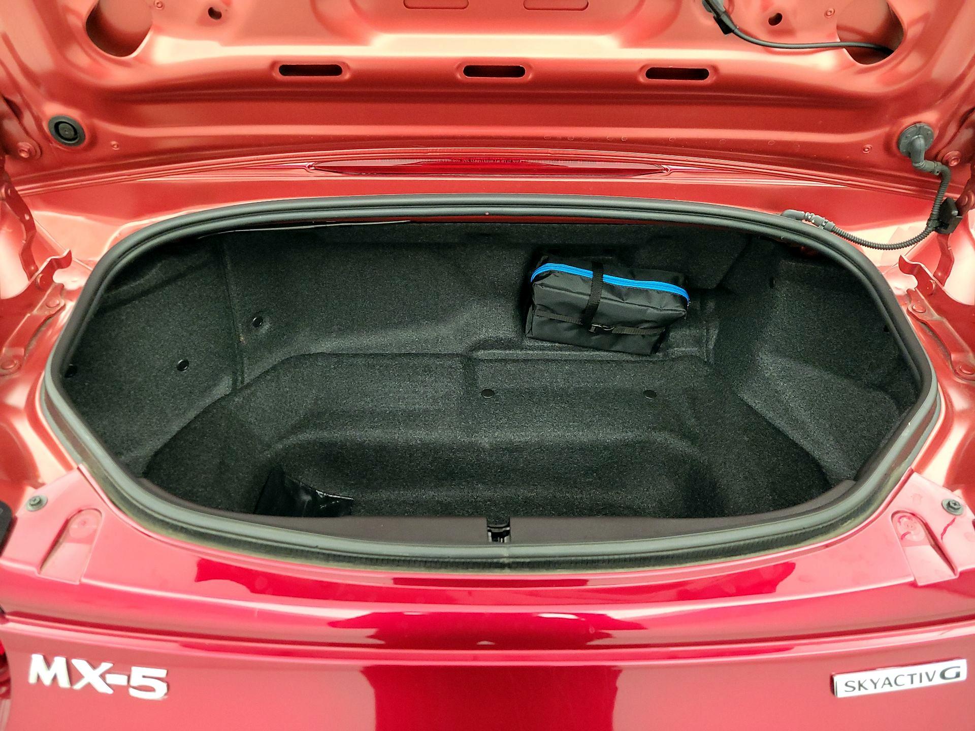 Thumbnail: 2022 Mazda MX-5 Miata - 19