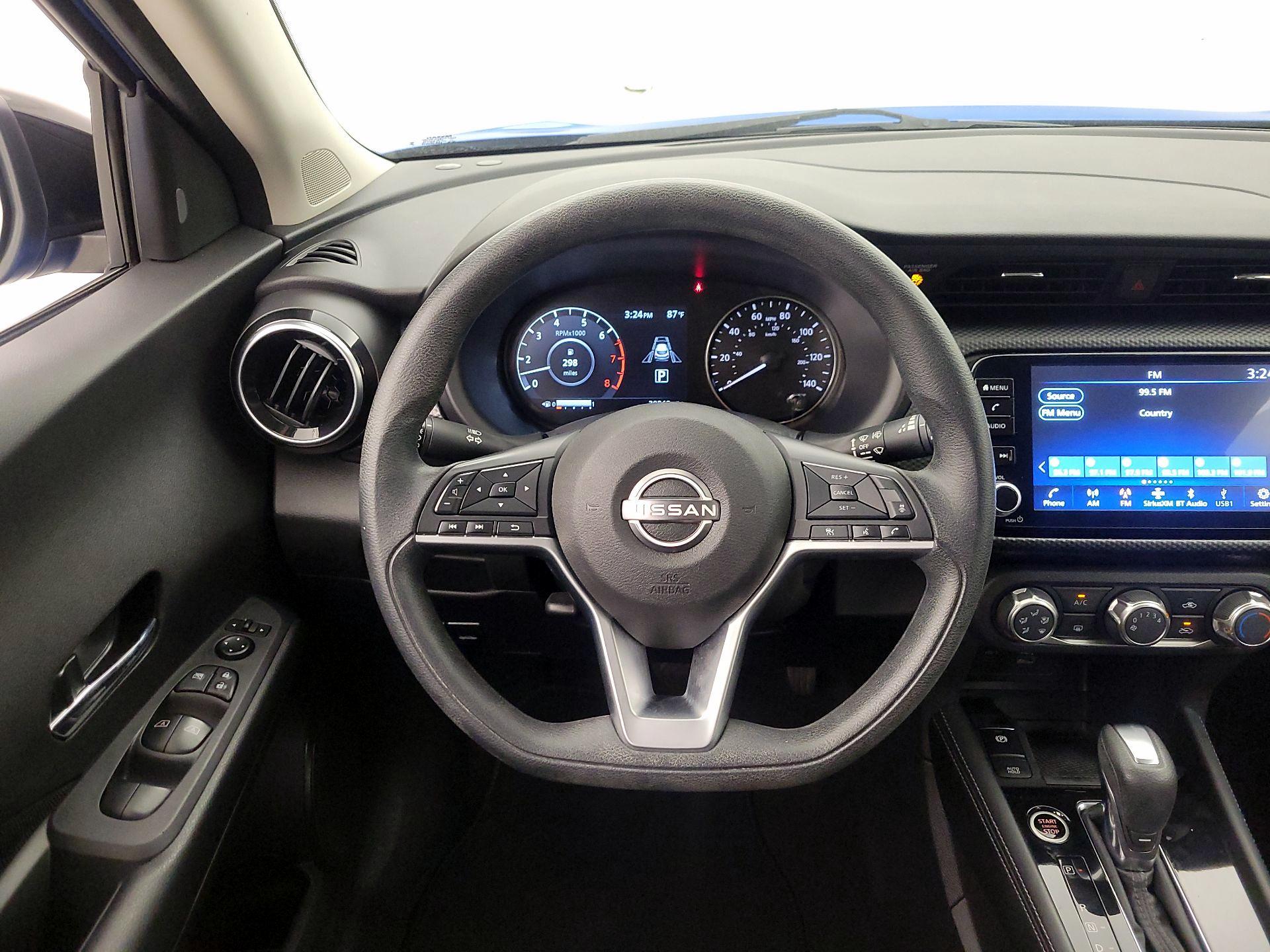 Thumbnail: 2023 Nissan Kicks - 10