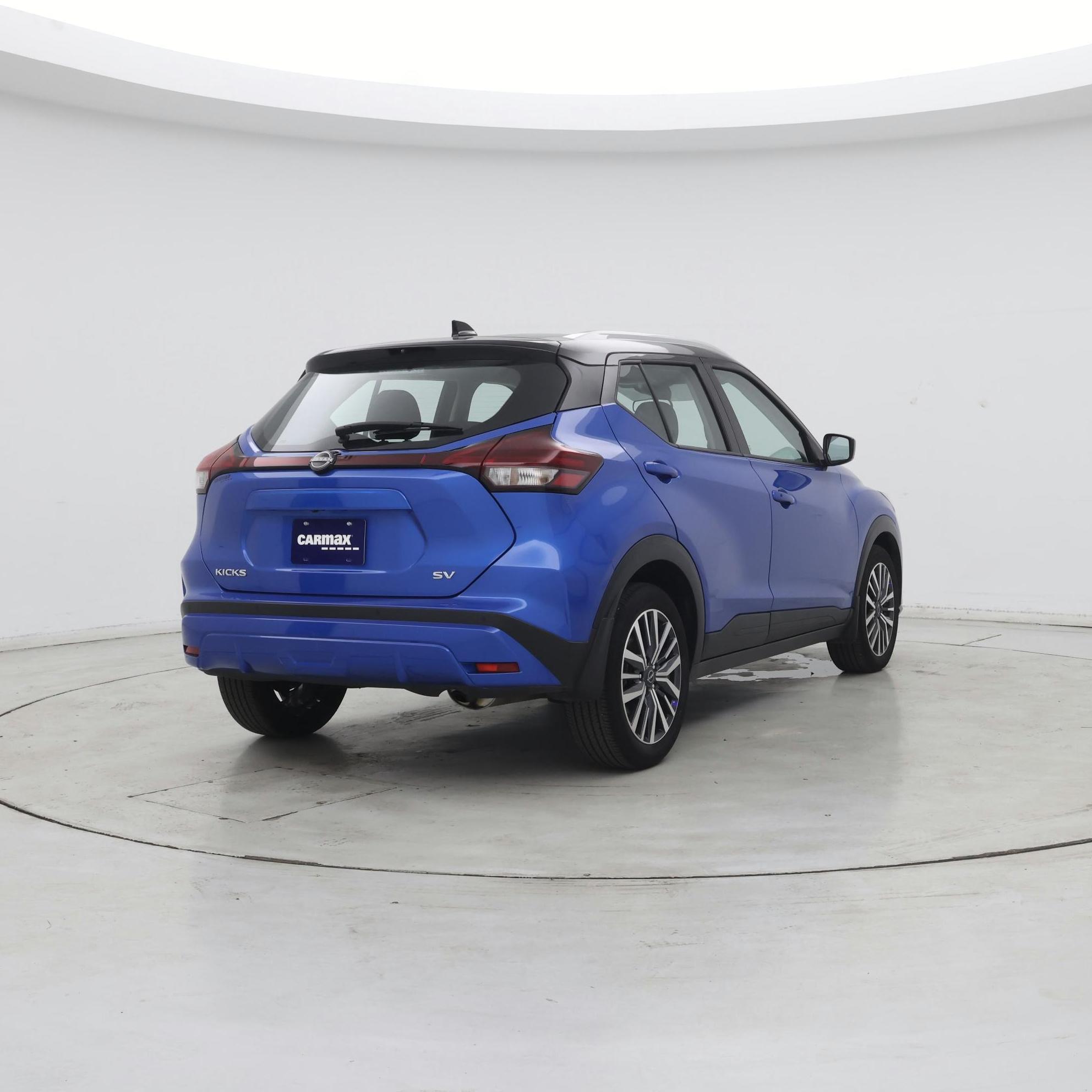 Thumbnail: 2023 Nissan Kicks - 8