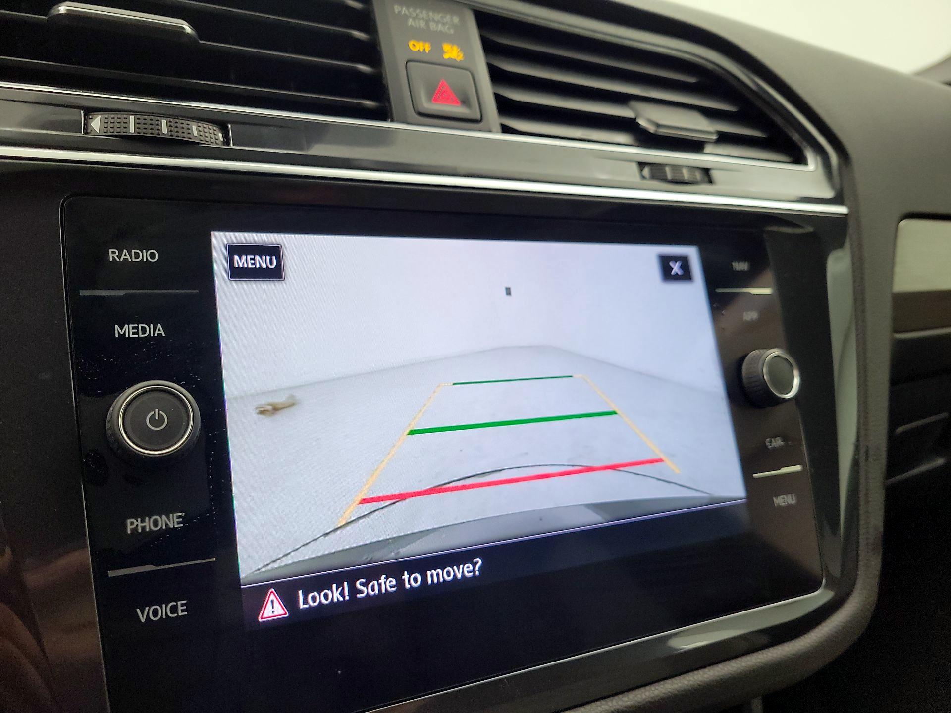 Thumbnail: 2019 Volkswagen Tiguan - 15