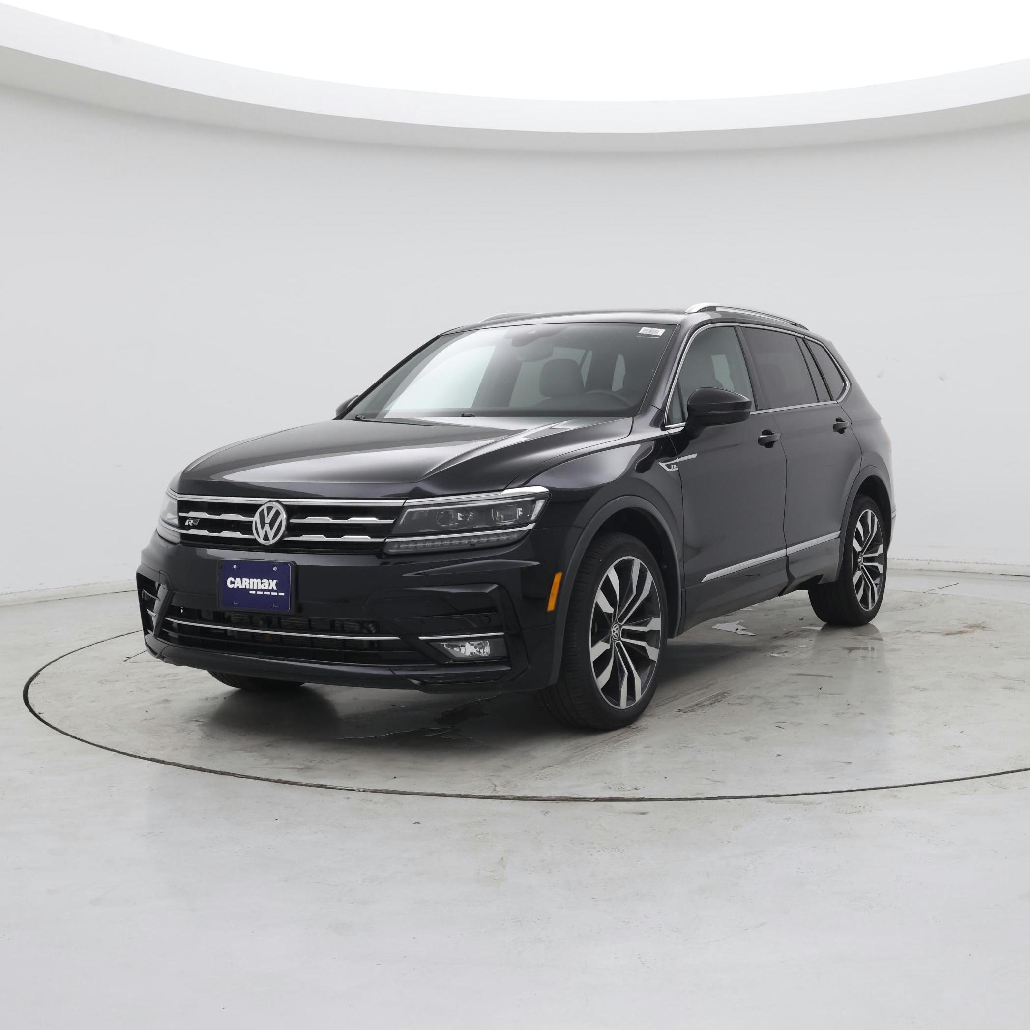 Thumbnail: 2019 Volkswagen Tiguan - 4
