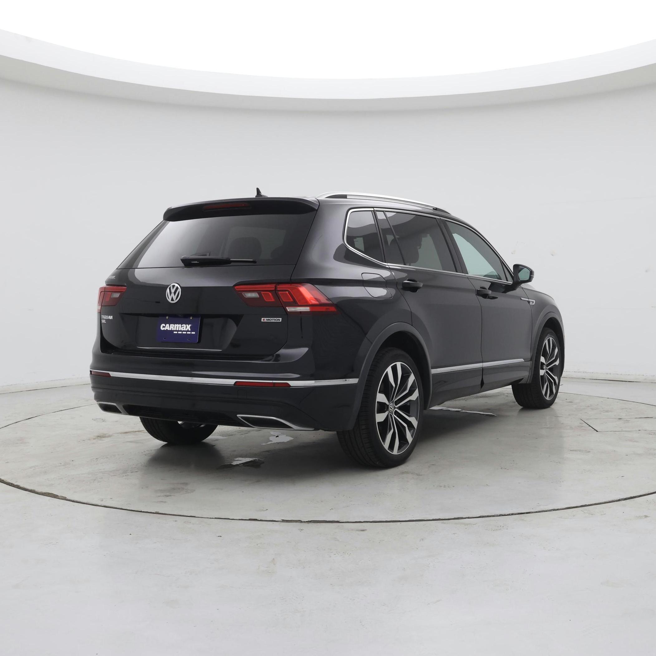 Thumbnail: 2019 Volkswagen Tiguan - 8