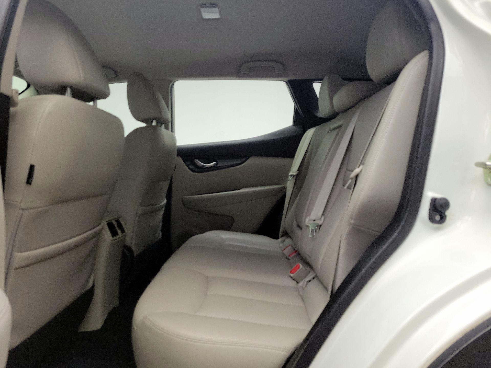 Thumbnail: 2019 Nissan Rogue Sport - 20