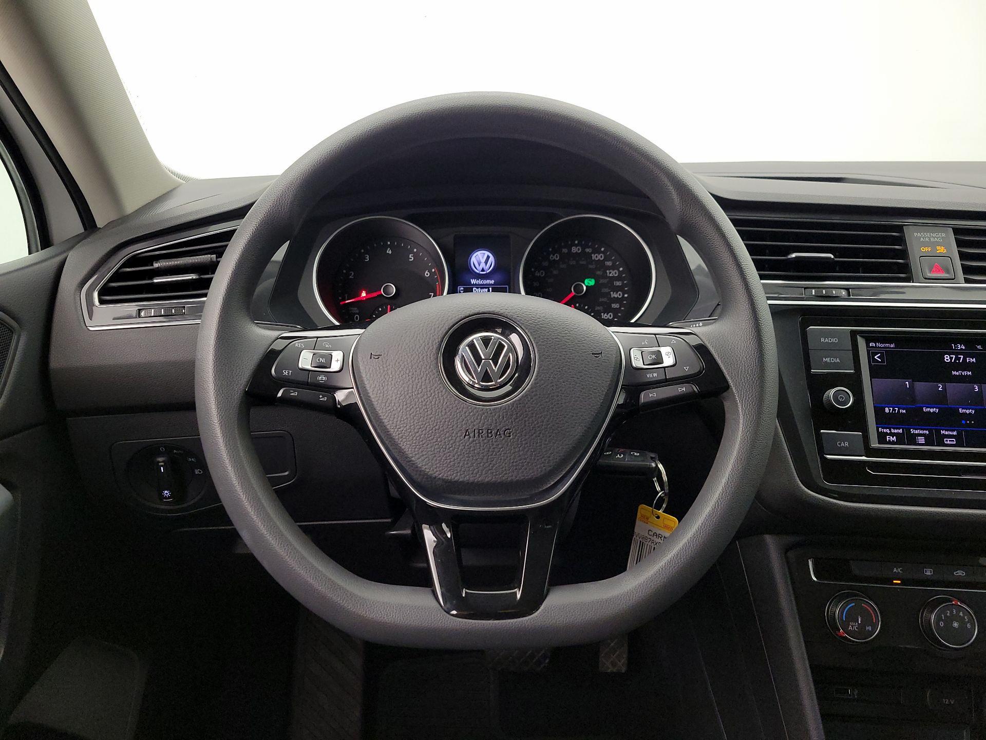 Thumbnail: 2019 Volkswagen Tiguan - 10