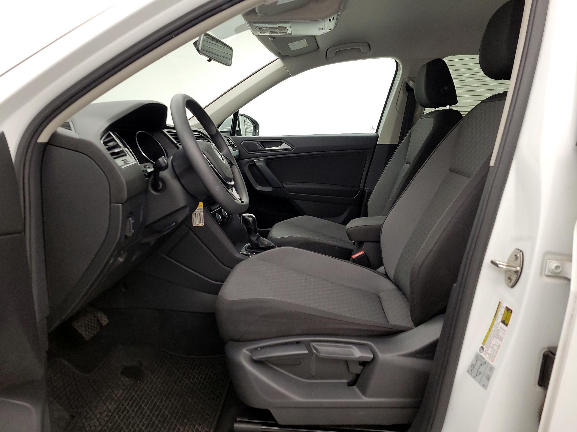 Thumbnail: 2019 Volkswagen Tiguan - 11