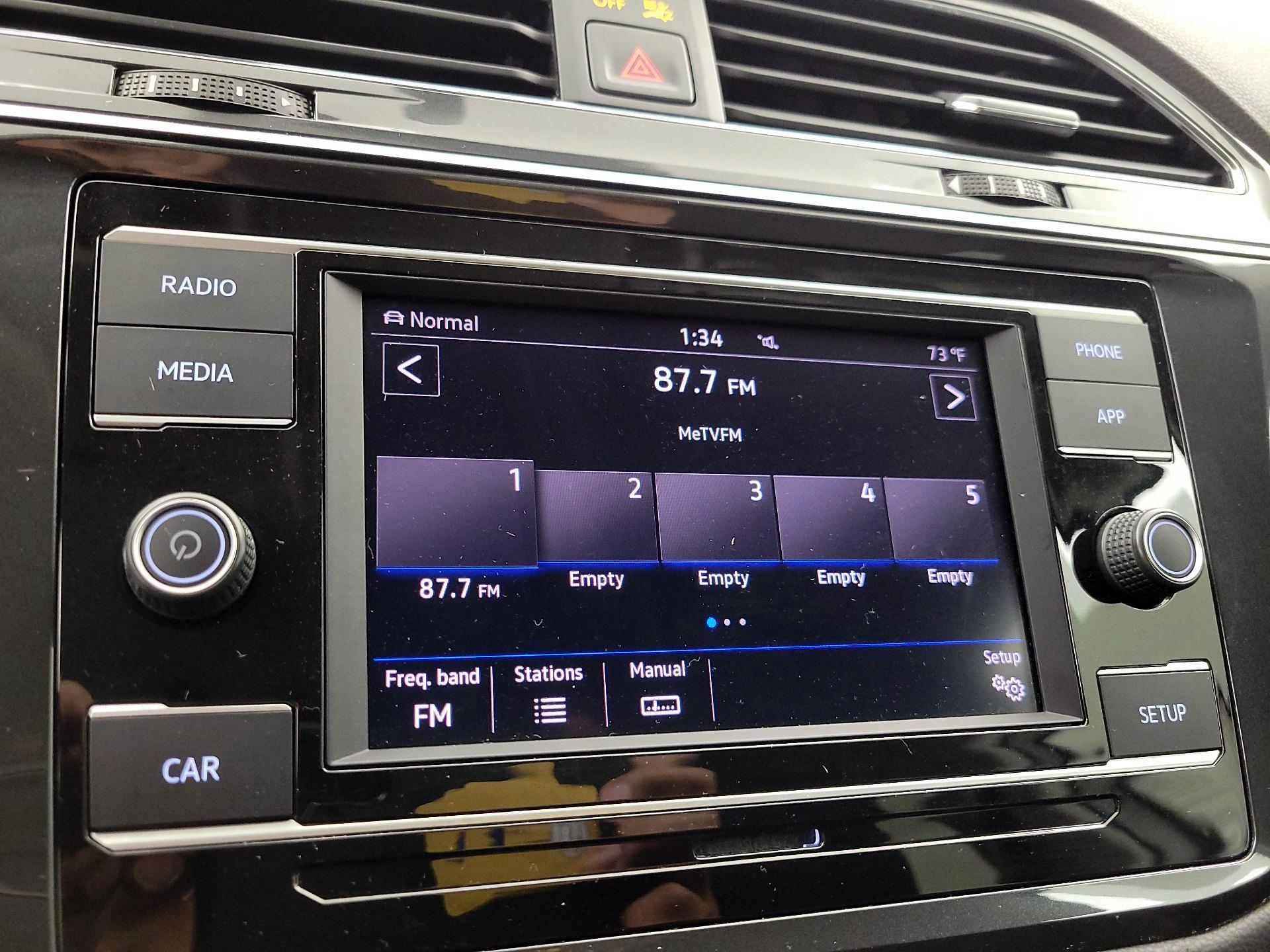 Thumbnail: 2019 Volkswagen Tiguan - 15
