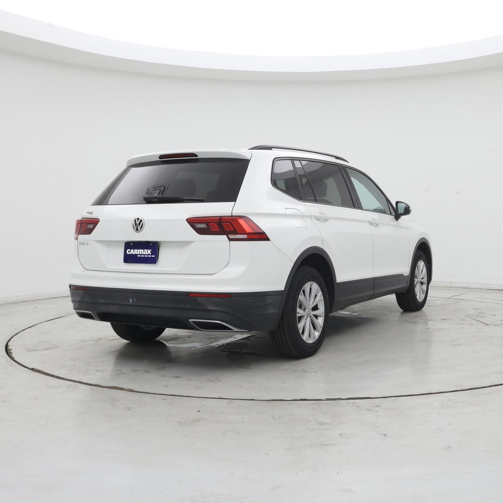 Thumbnail: 2019 Volkswagen Tiguan - 8