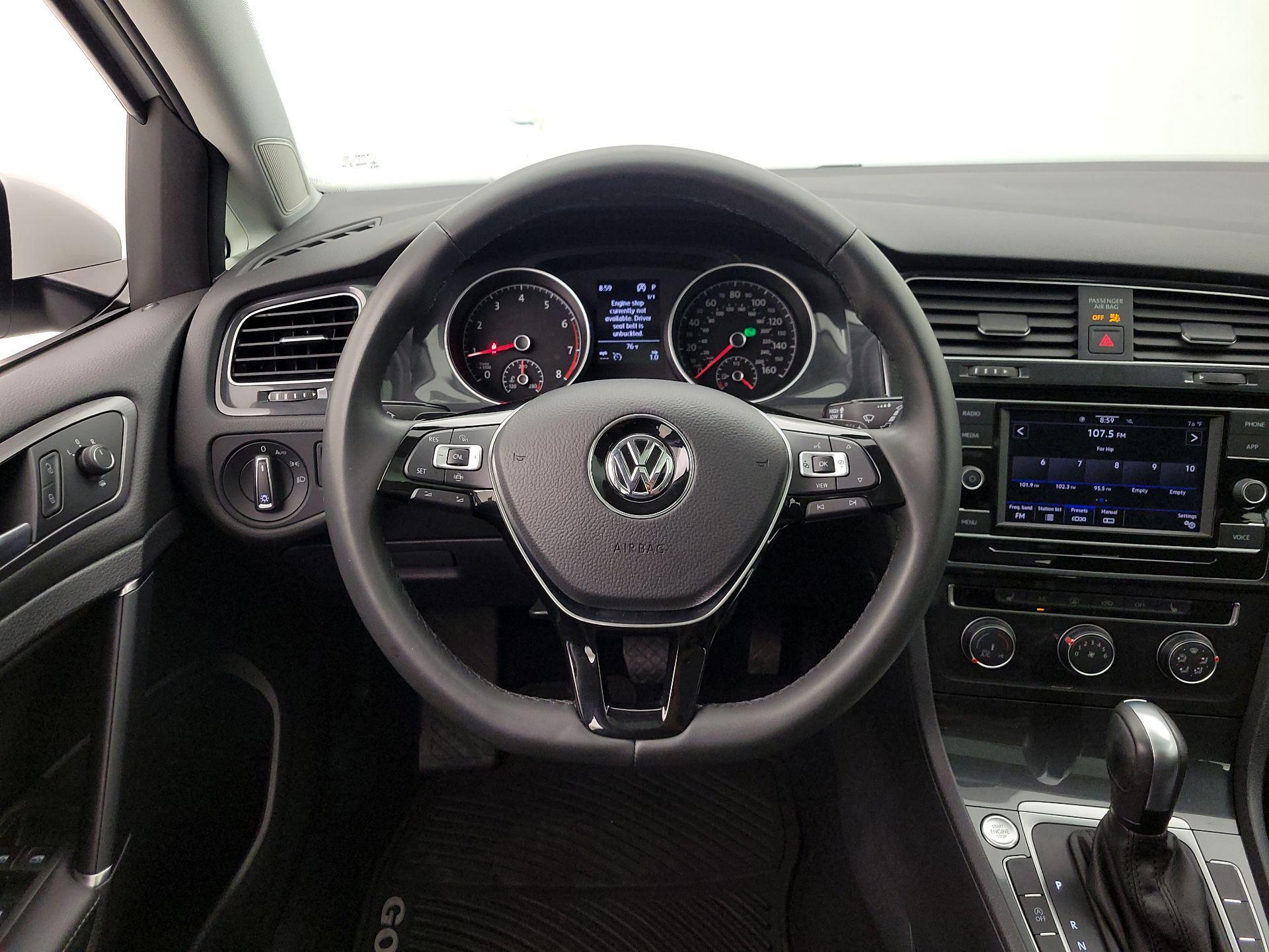 Thumbnail: 2020 Volkswagen Golf - 10
