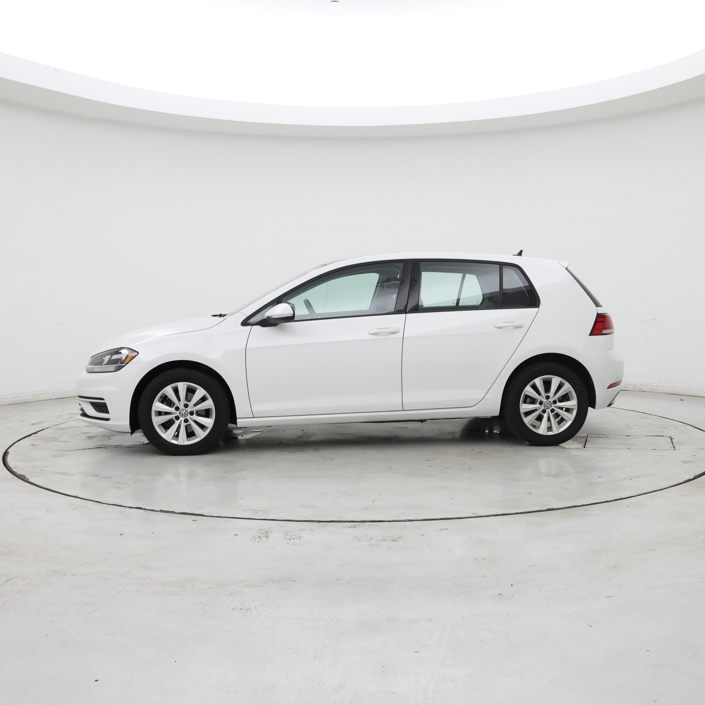 Thumbnail: 2020 Volkswagen Golf - 3