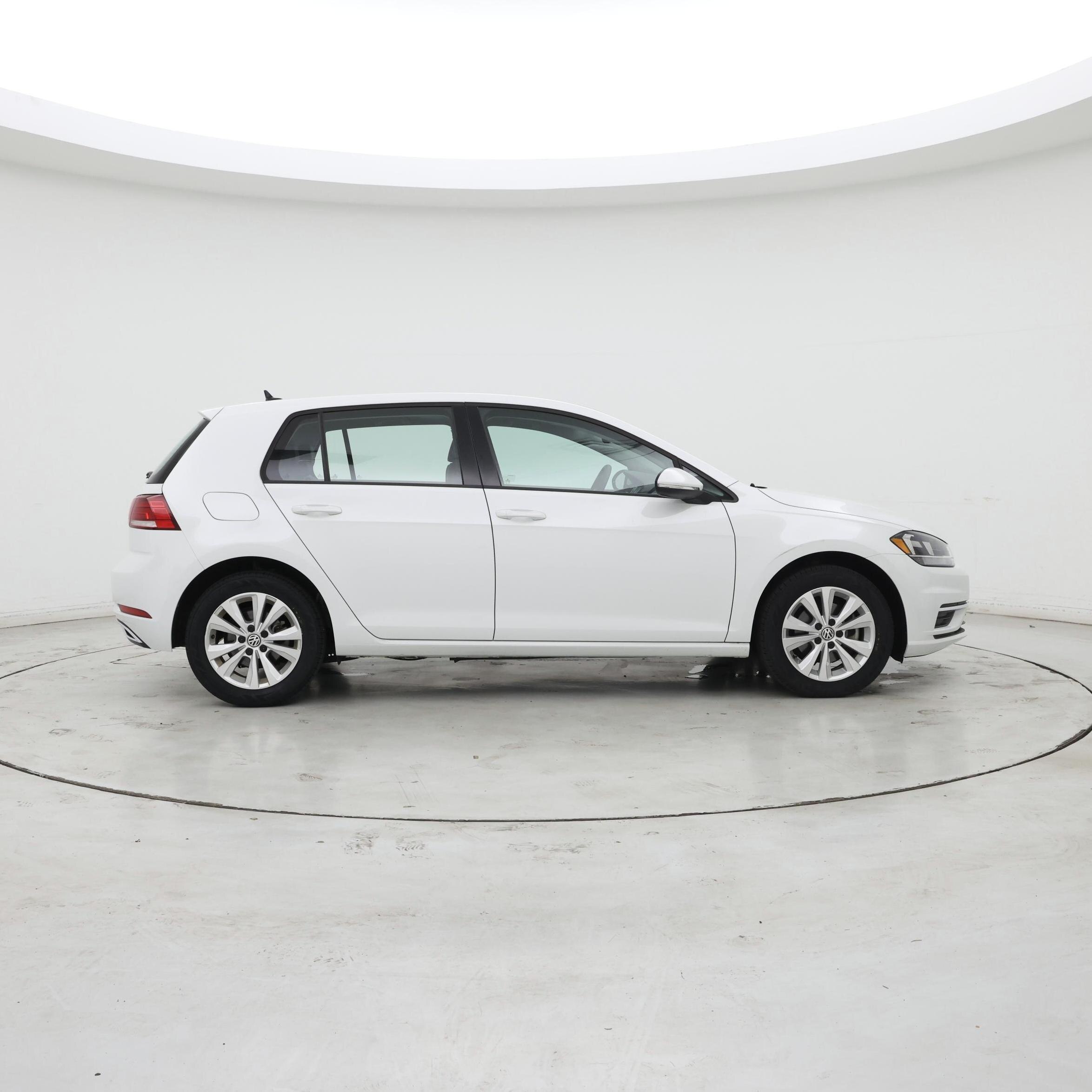 Thumbnail: 2020 Volkswagen Golf - 7