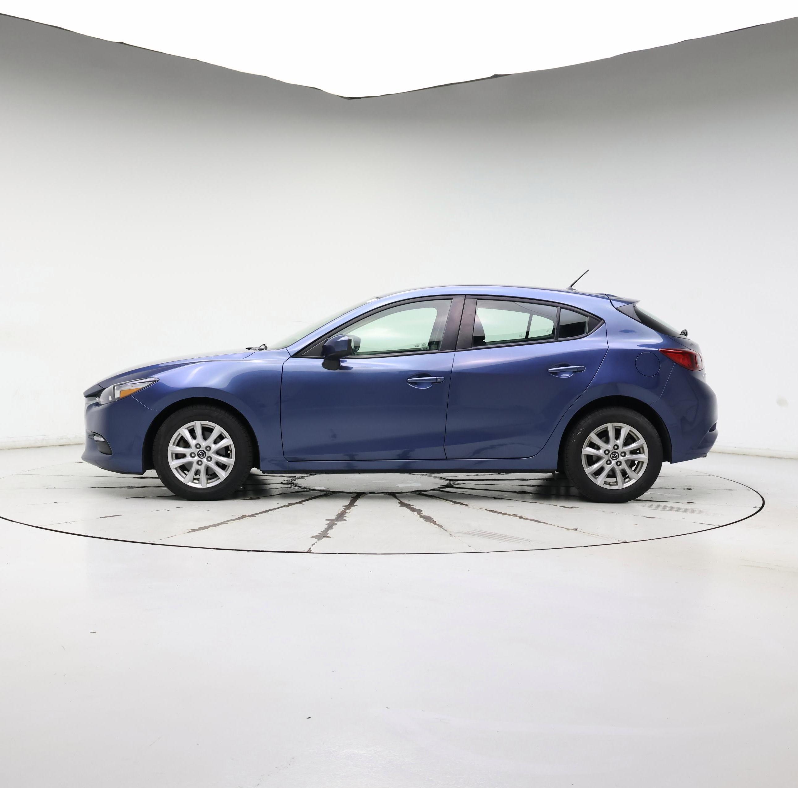 Thumbnail: 2018 Mazda Mazda3 - 3