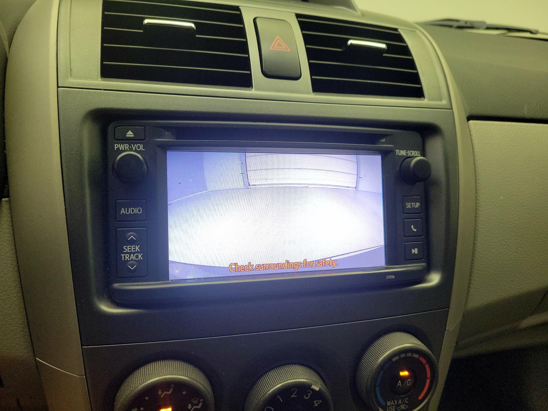 Thumbnail: 2013 Toyota Corolla - 14