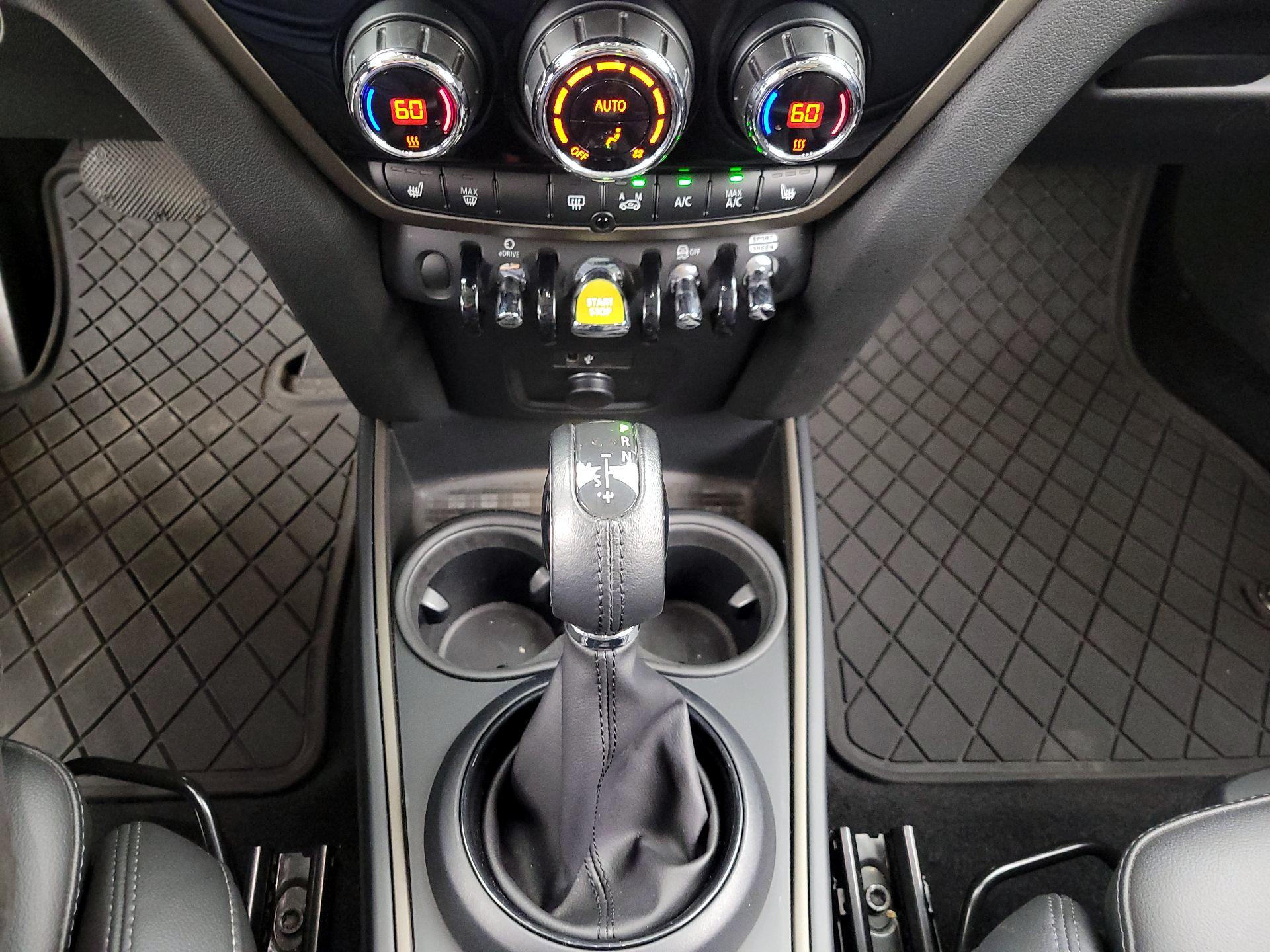 Thumbnail: 2019 MINI Cooper Countryman - 17