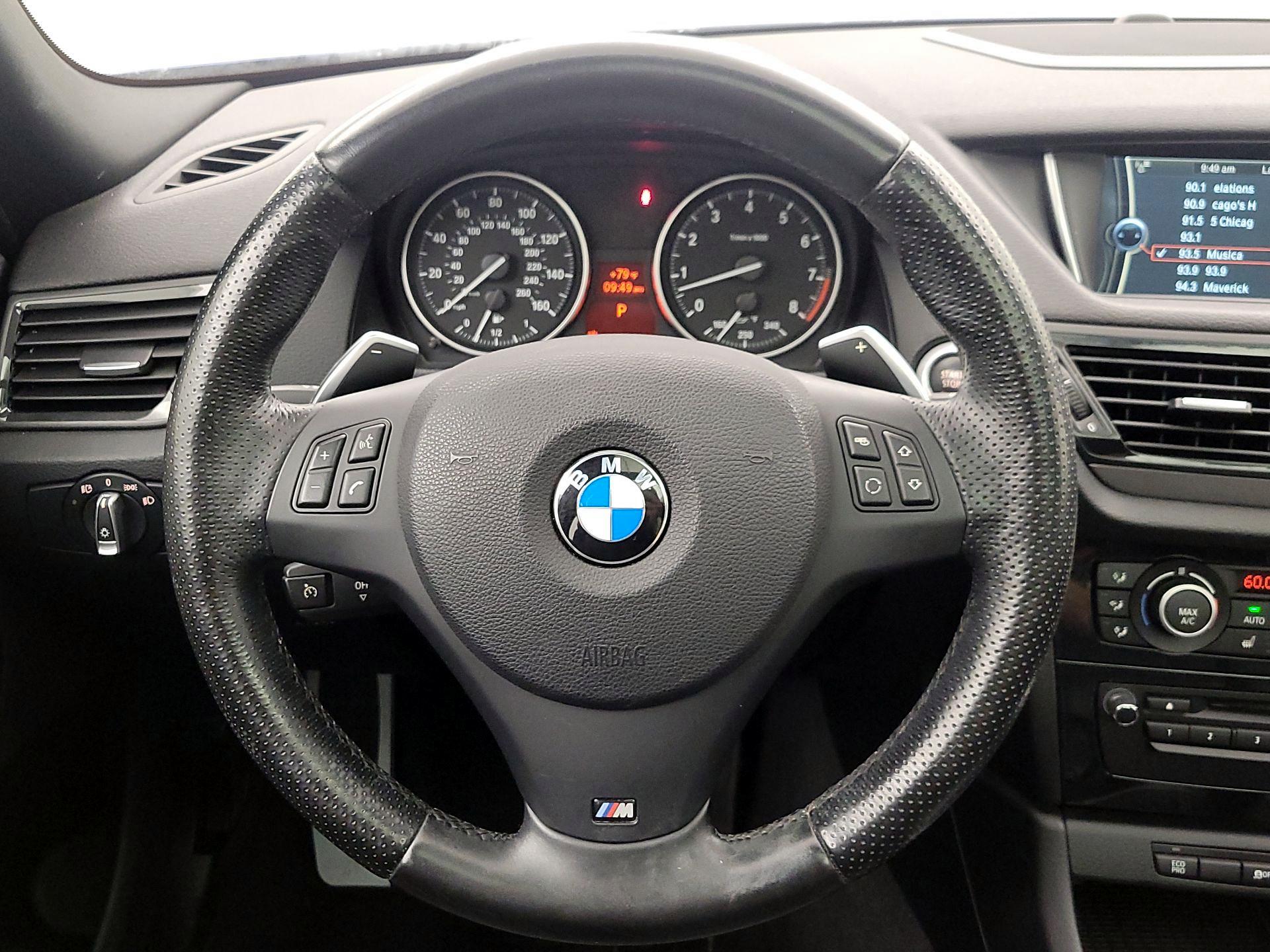 Thumbnail: 2015 BMW X1 - 10