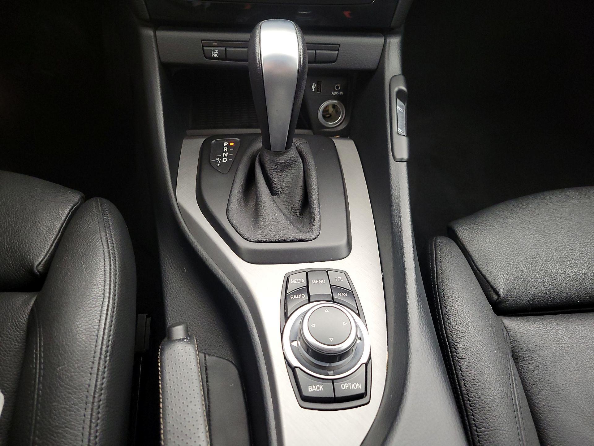 Thumbnail: 2015 BMW X1 - 16