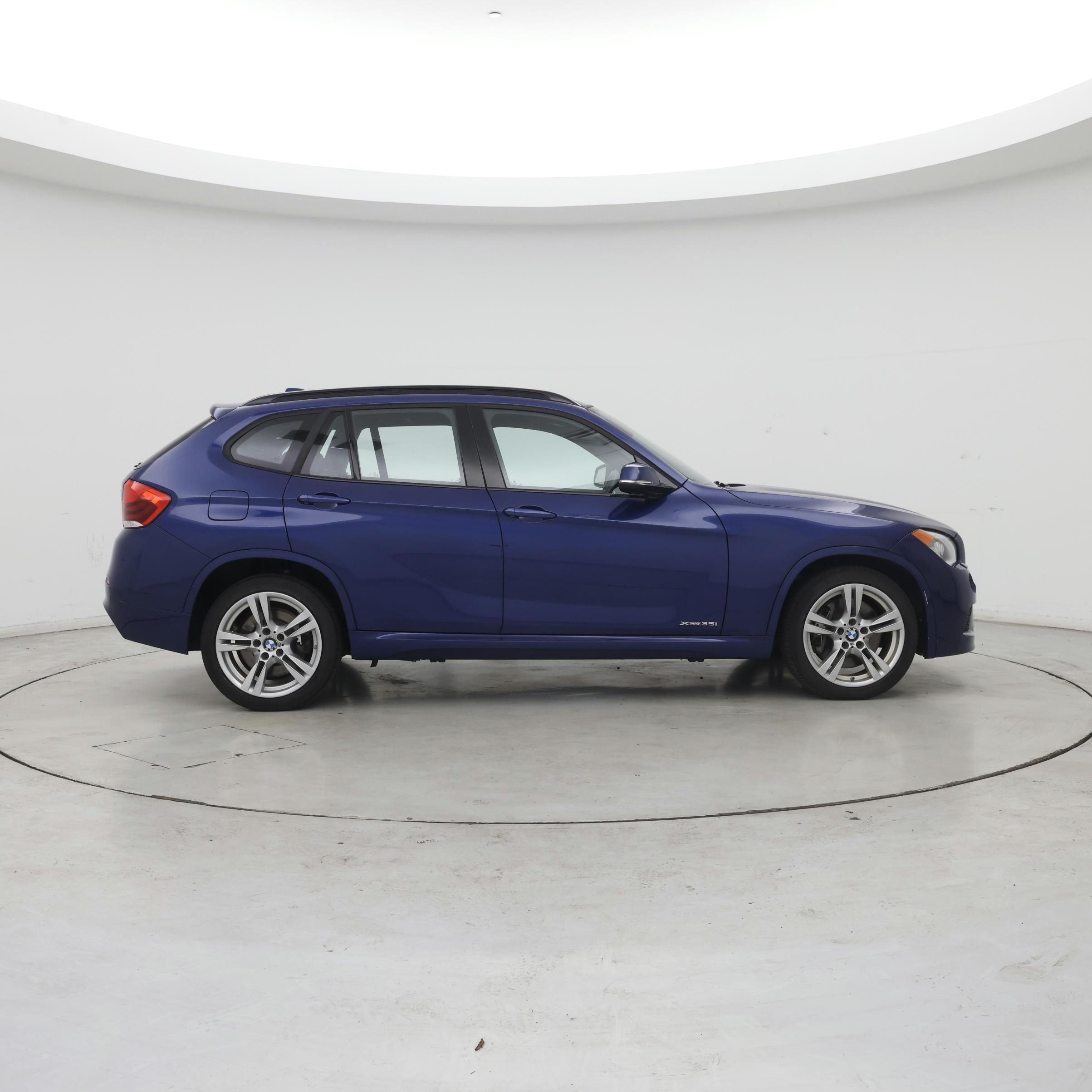 Thumbnail: 2015 BMW X1 - 7
