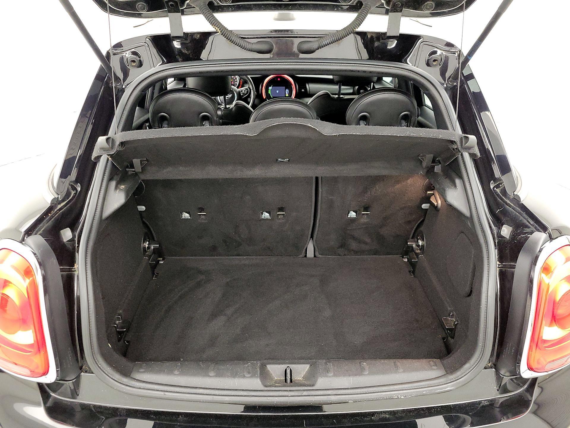 Thumbnail: 2017 MINI Cooper Hardtop - 18