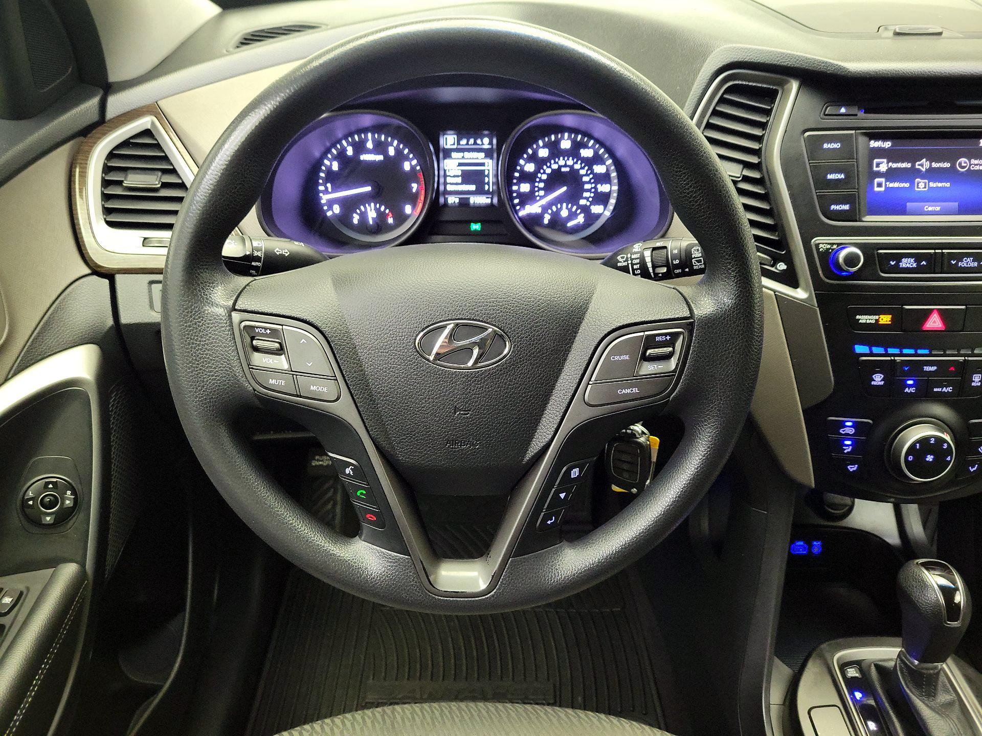 Thumbnail: 2017 Hyundai Santa Fe - 10