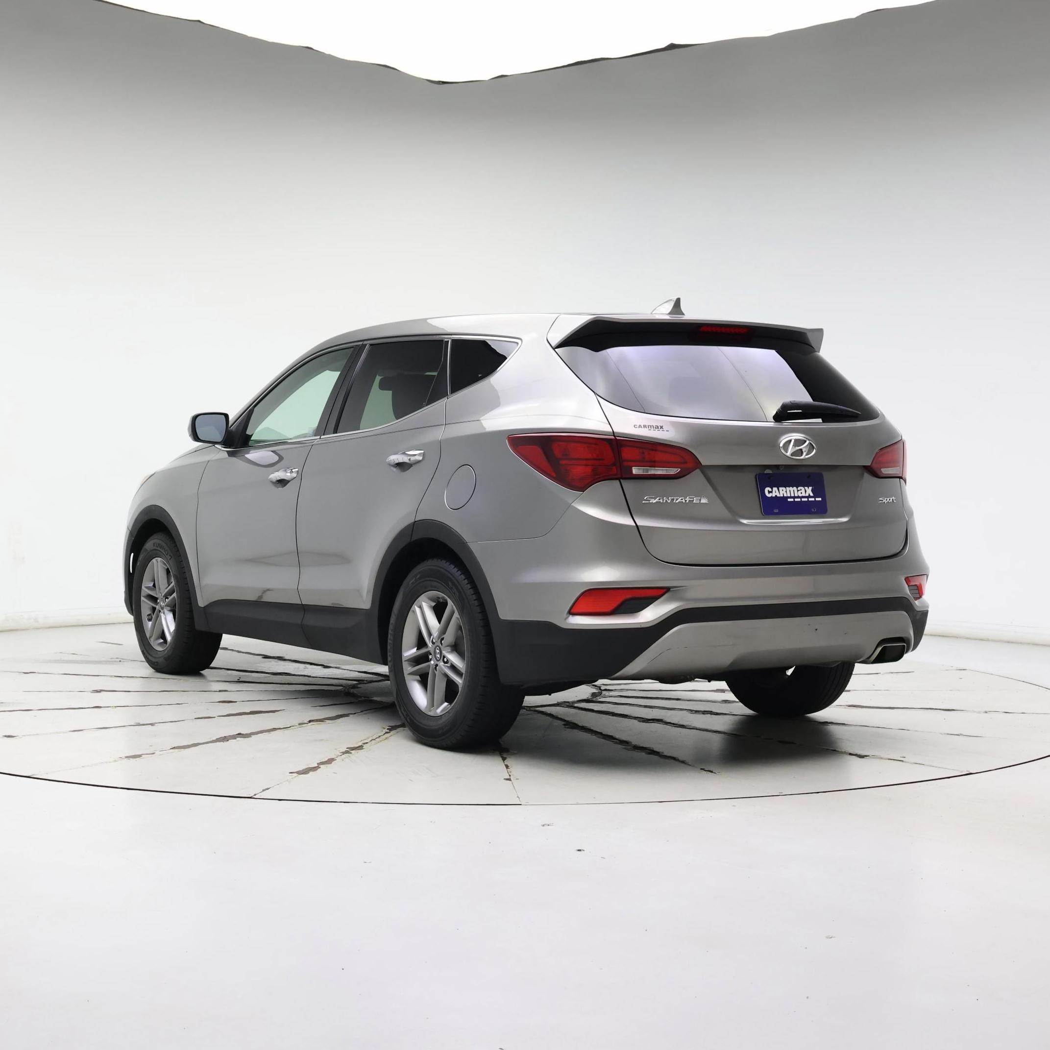 Thumbnail: 2017 Hyundai Santa Fe - 2