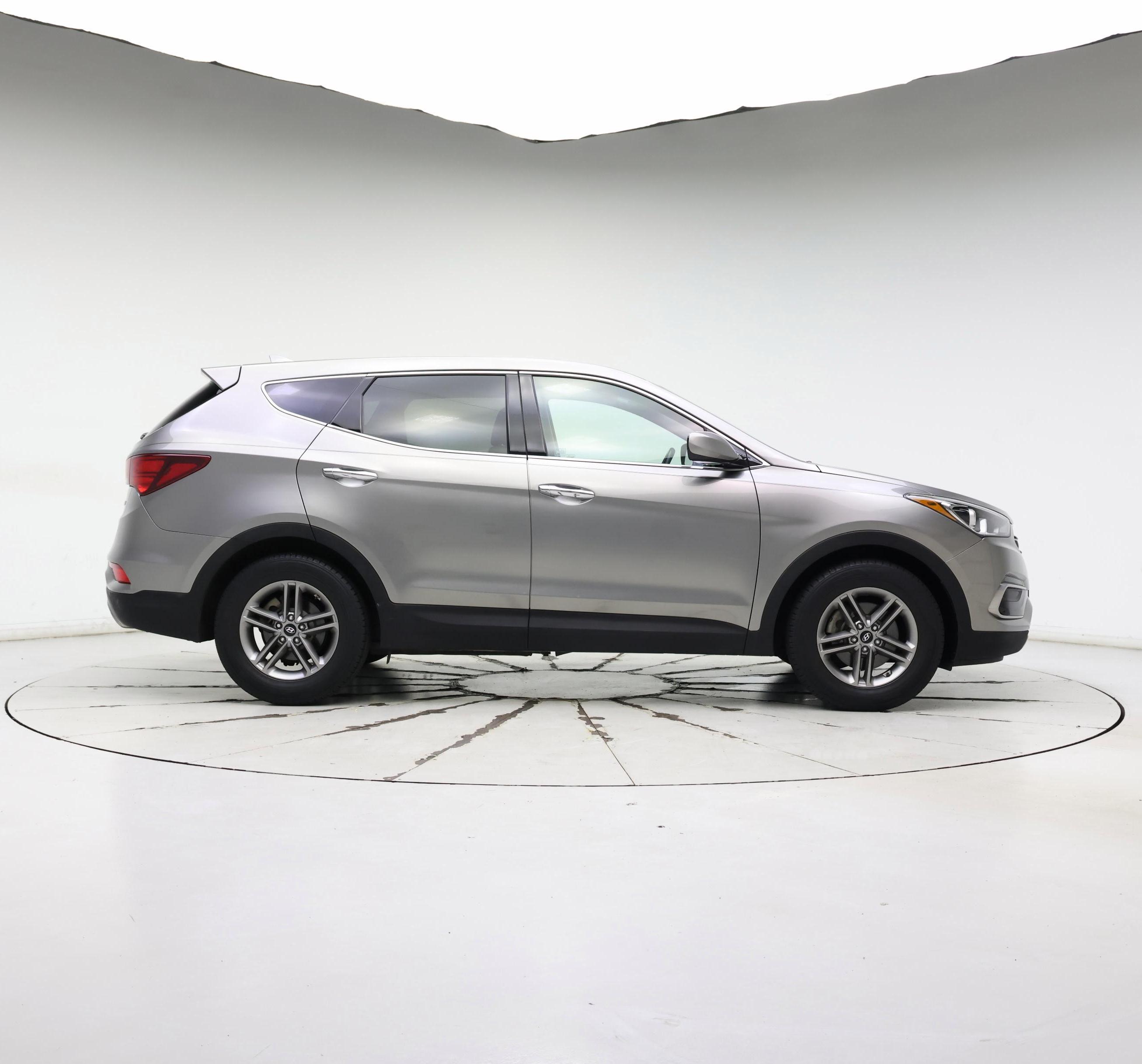 Thumbnail: 2017 Hyundai Santa Fe - 7