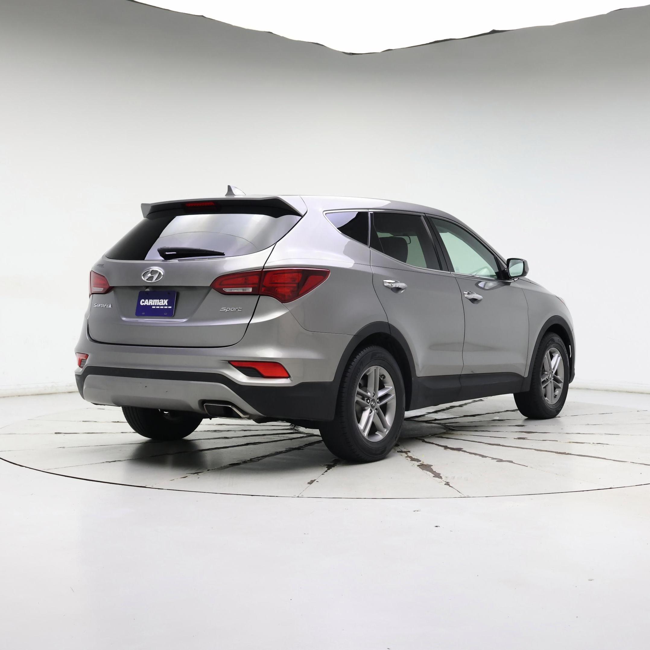Thumbnail: 2017 Hyundai Santa Fe - 8