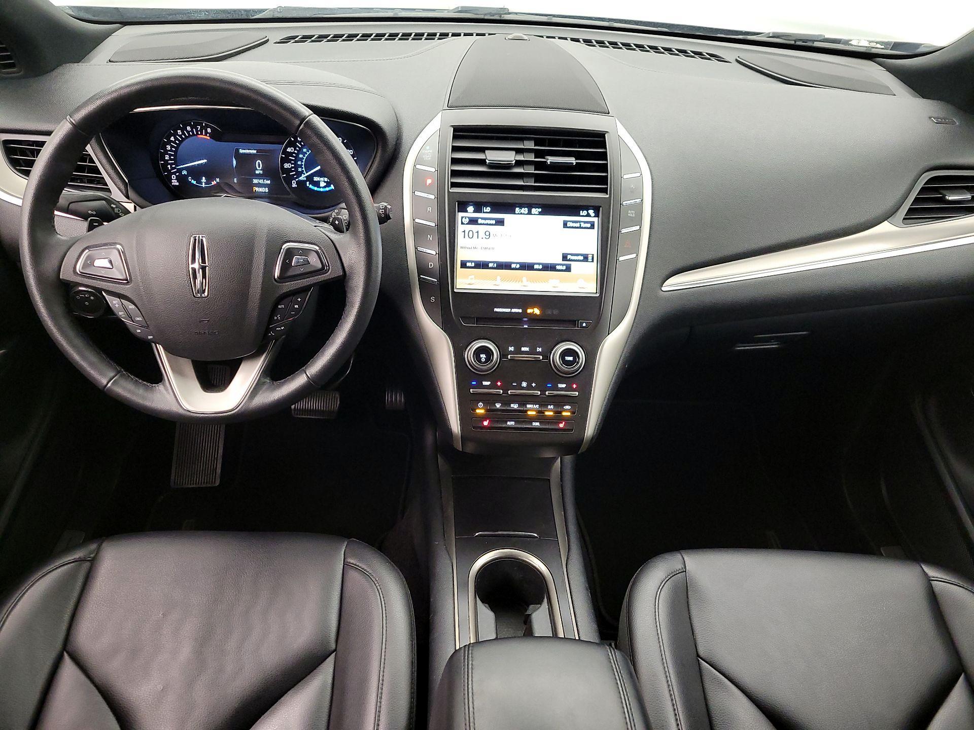 Thumbnail: 2017 Lincoln MKC - 9