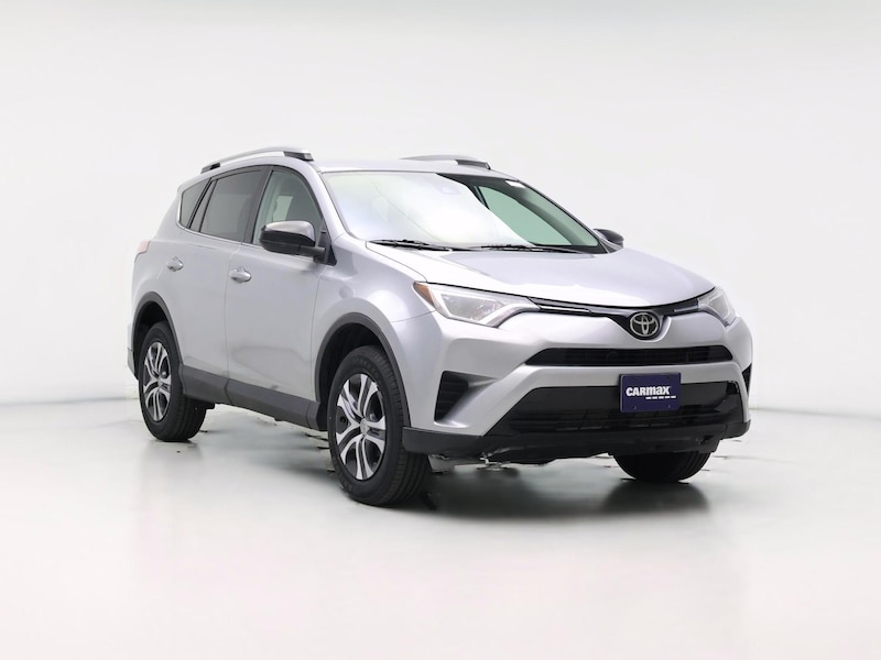 2017 Toyota RAV4 LE -
                  Bloomington, IL