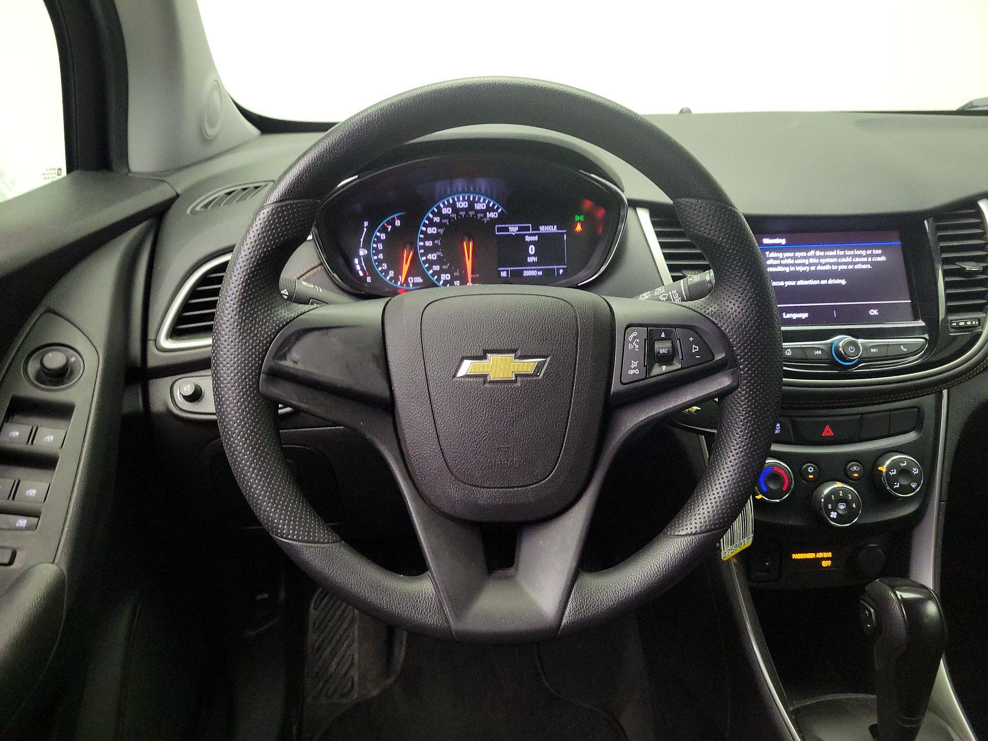 Thumbnail: 2020 Chevrolet Trax - 10