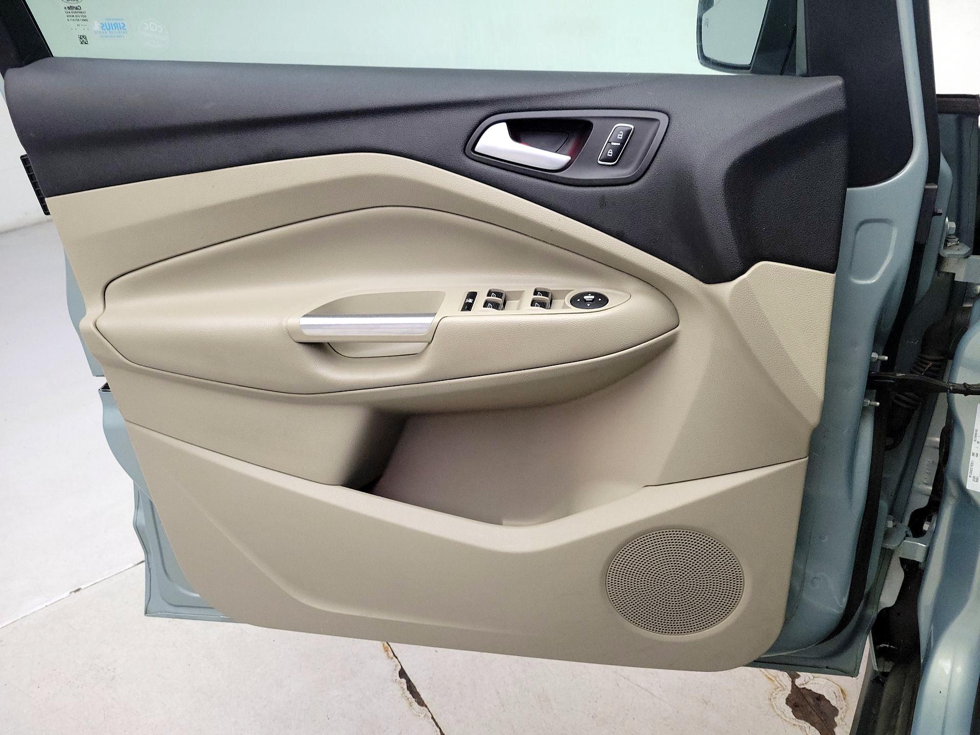 Thumbnail: 2014 Ford C-Max - 12