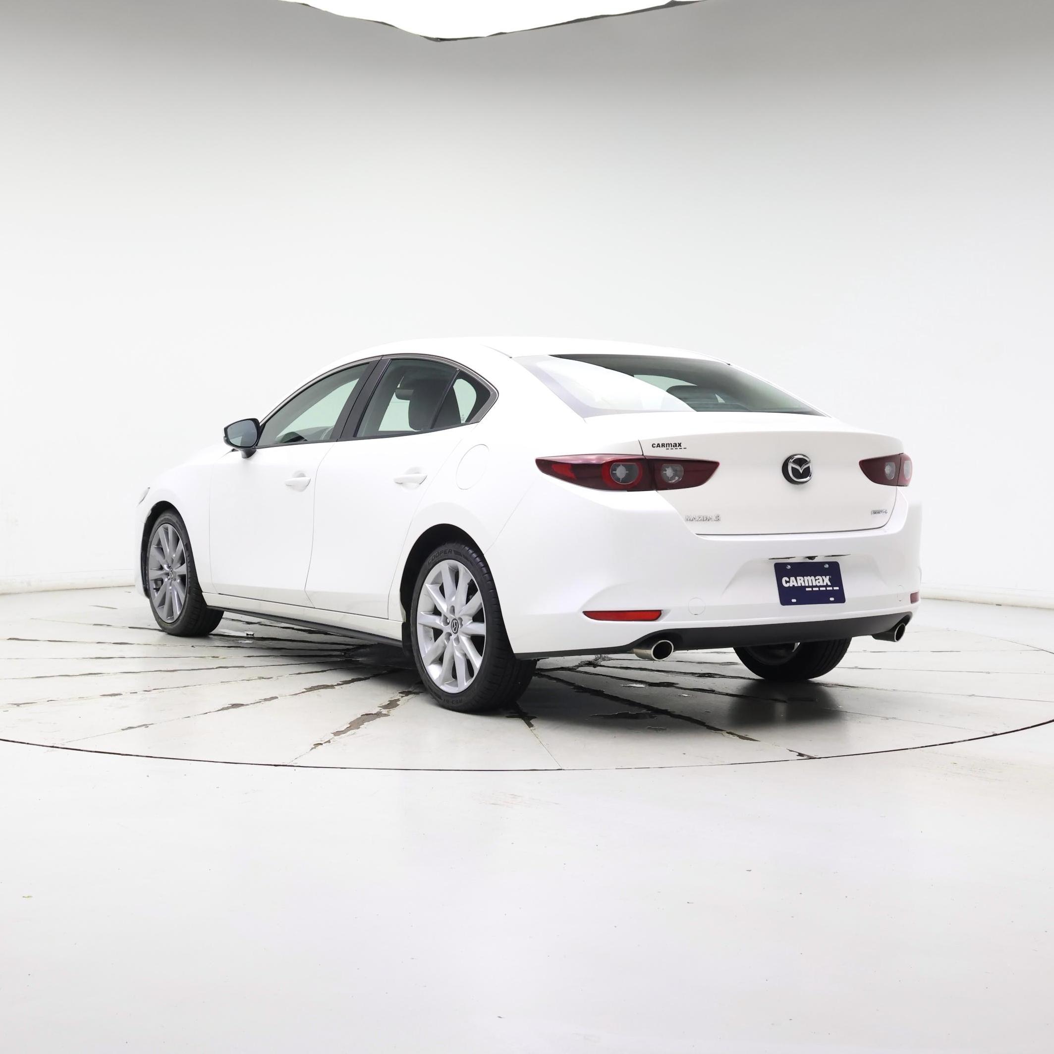 Thumbnail: 2022 Mazda Mazda3 - 2