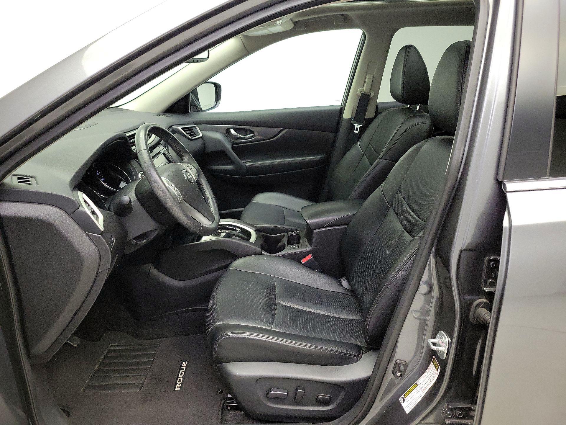 Thumbnail: 2016 Nissan Rogue - 11